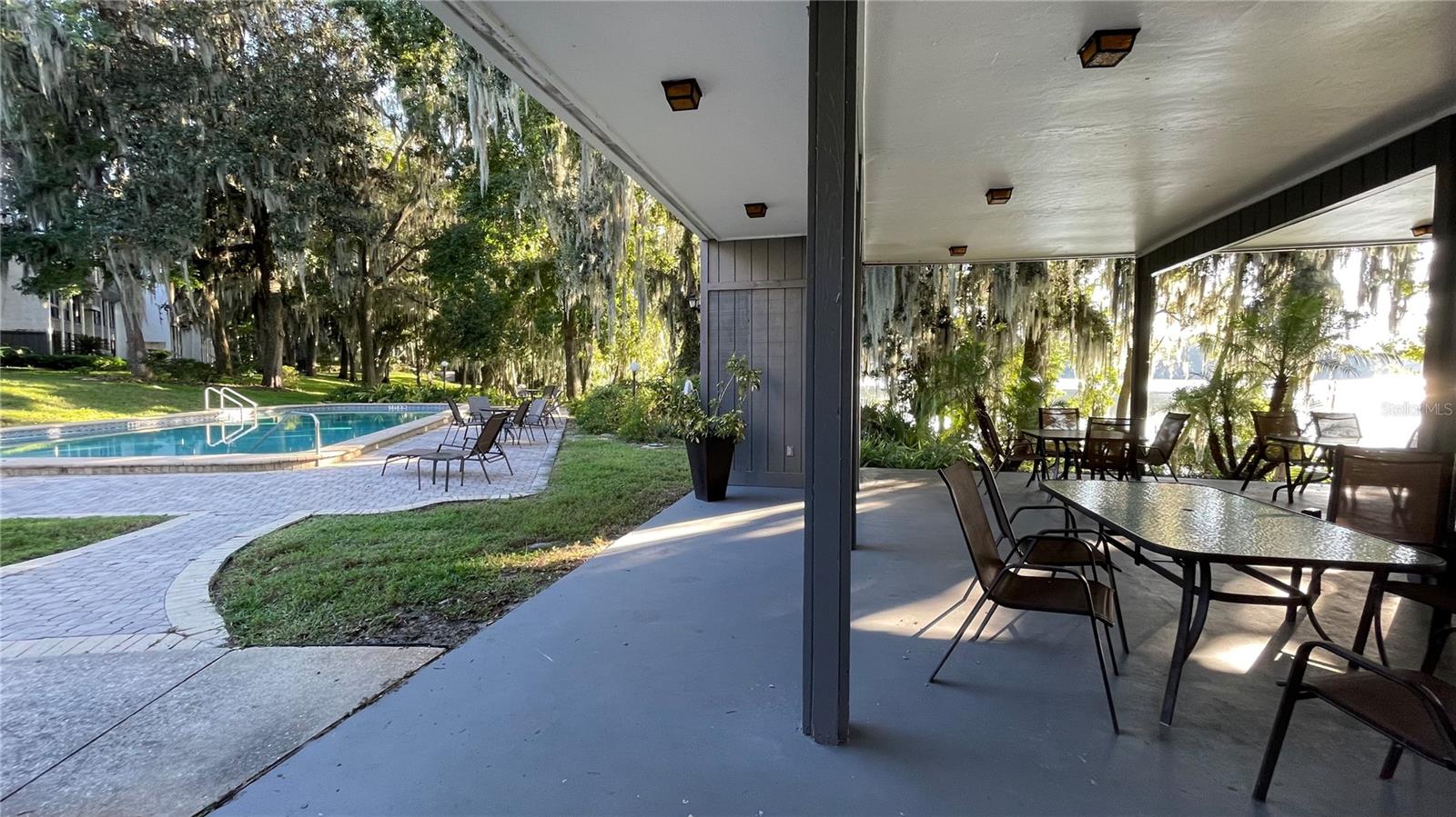 BIVENS LAKE ESTATE S - Residential