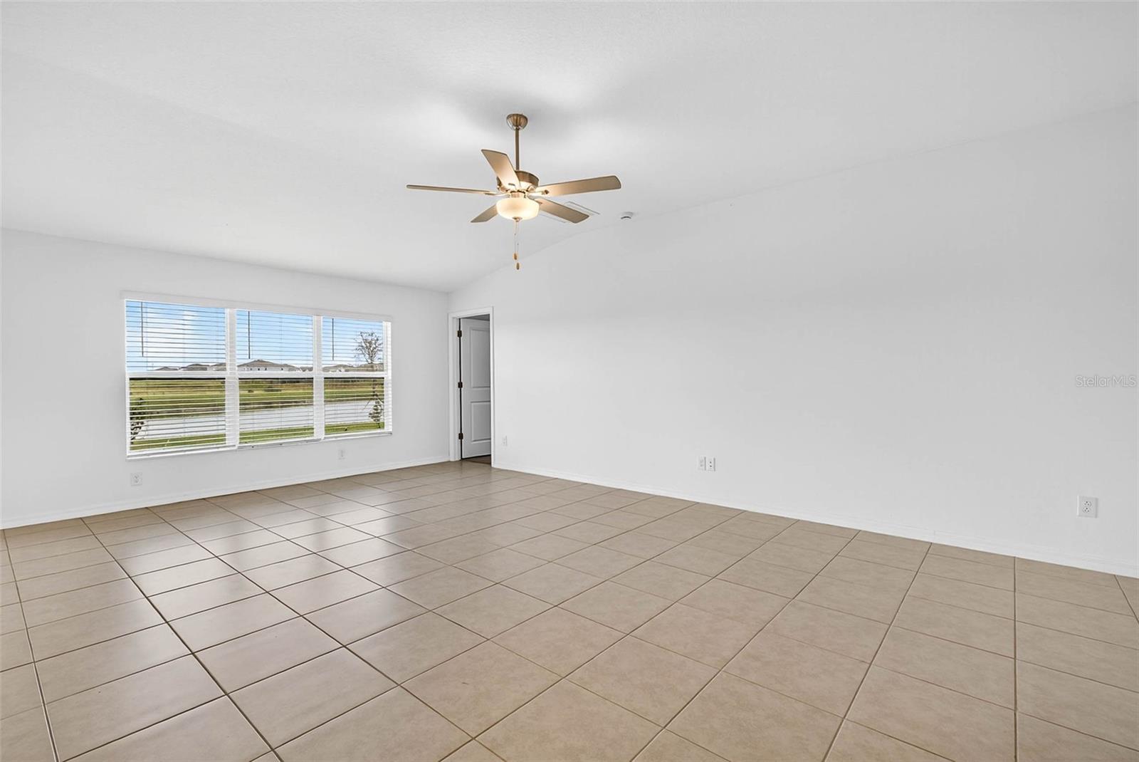 EPPERSON NORTH VILLAGE B - Residential Lease