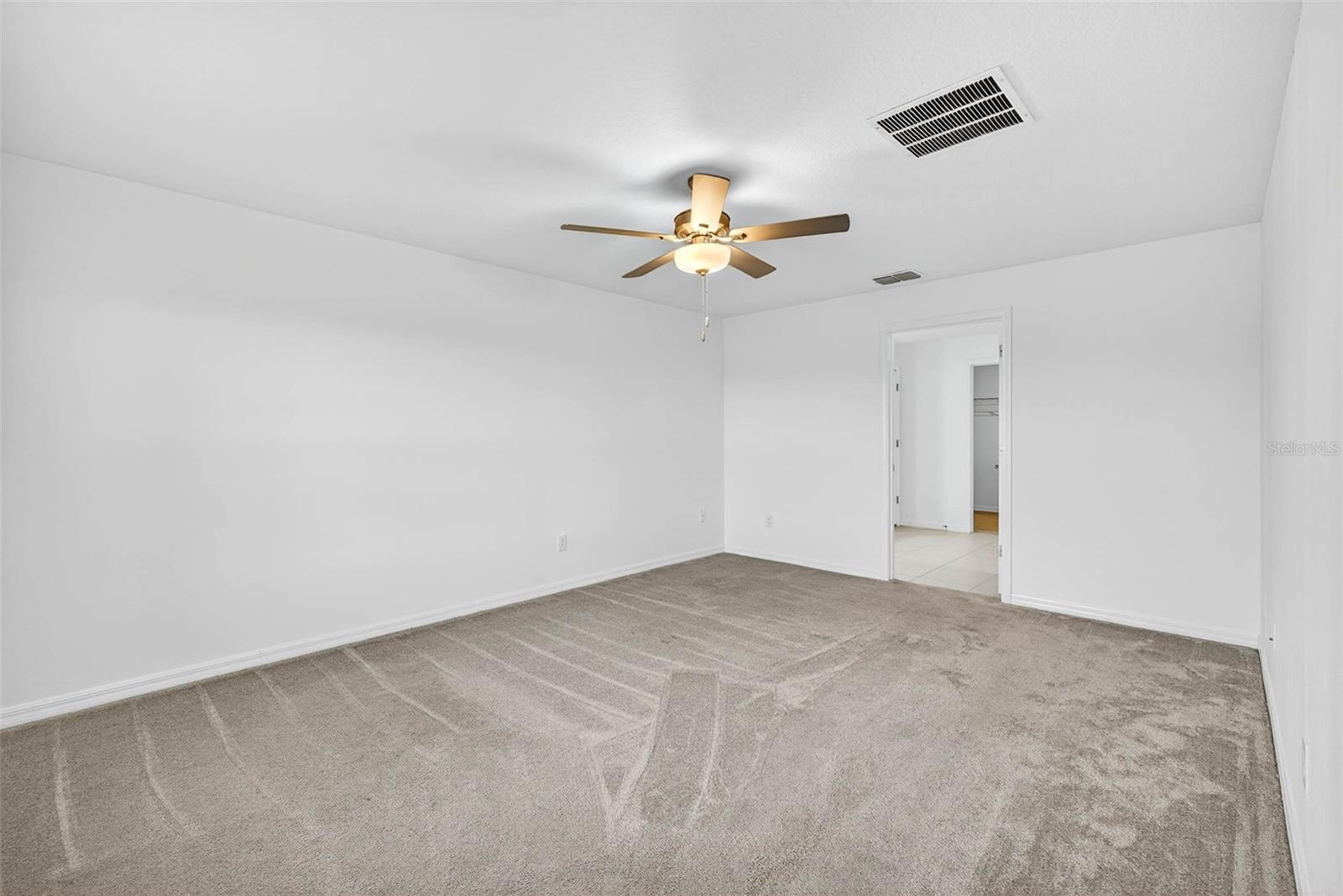 EPPERSON NORTH VILLAGE B - Residential Lease