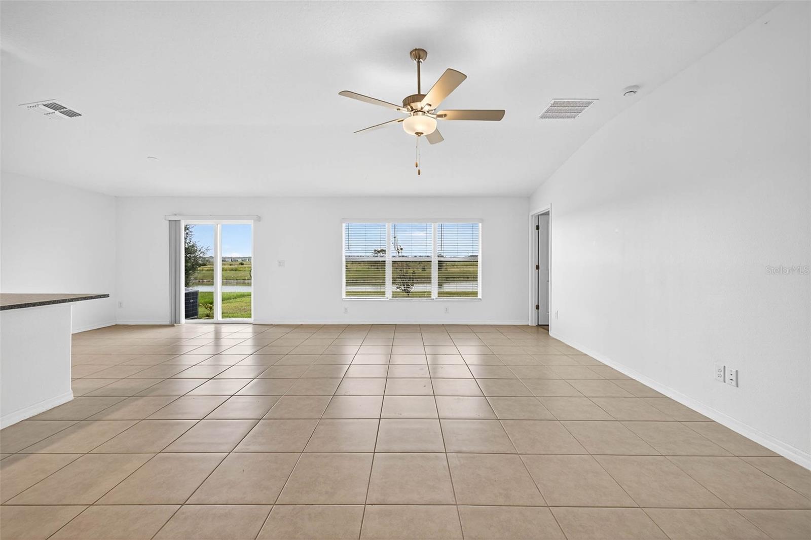 EPPERSON NORTH VILLAGE B - Residential Lease