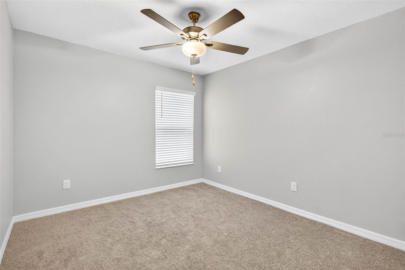 EPPERSON NORTH VILLAGE B - Residential Lease