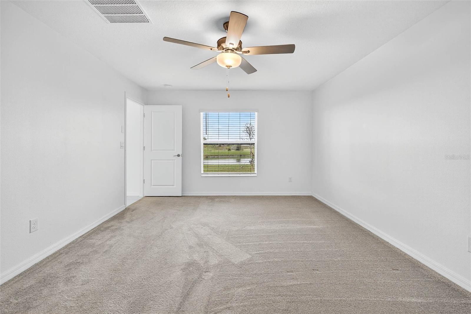 EPPERSON NORTH VILLAGE B - Residential Lease