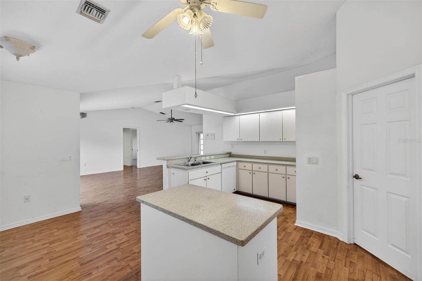 PUNTA GORDA ISLES SEC 20 - Residential