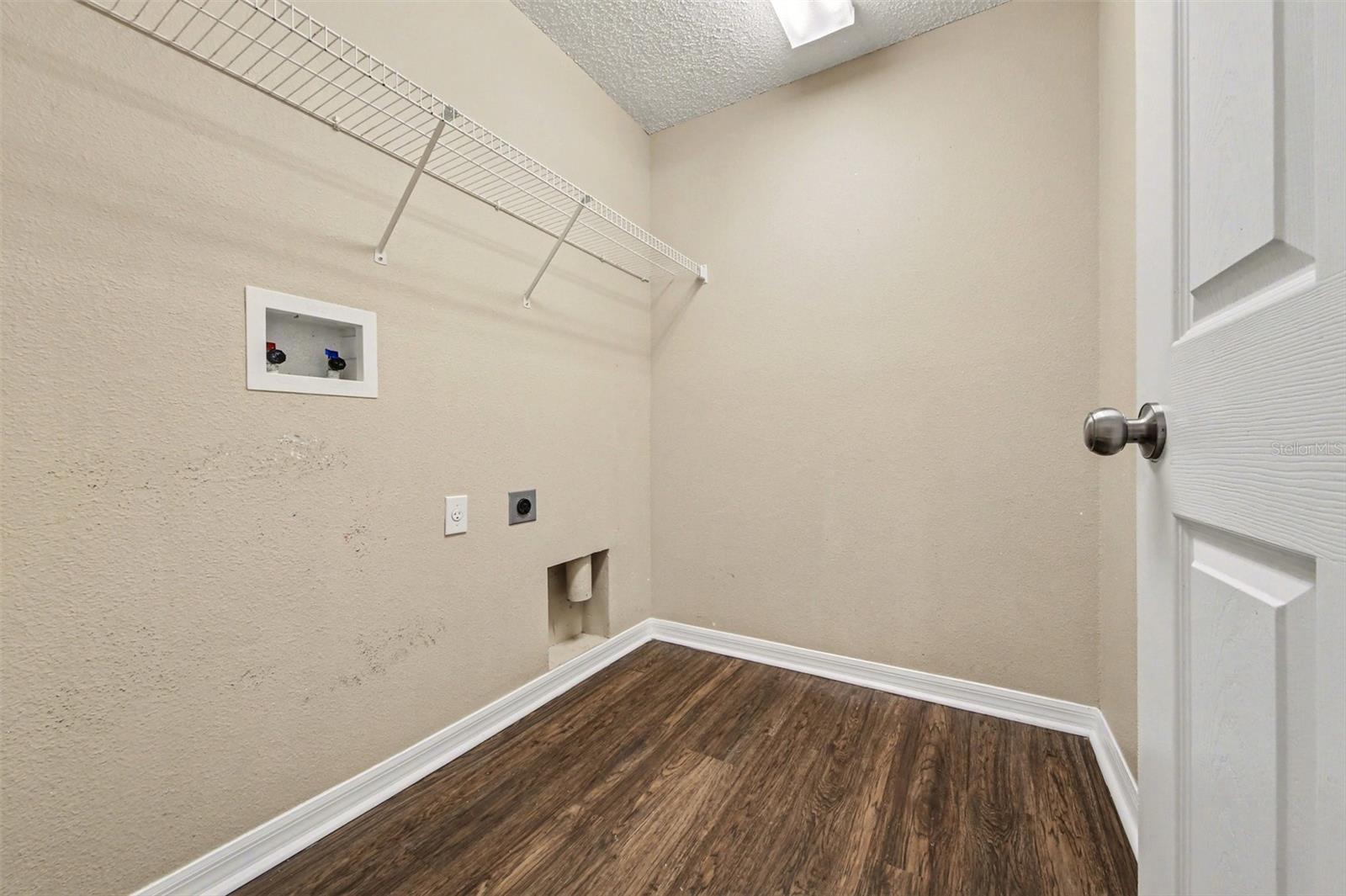 GROVELAND LEXINGTON VILLAGE PH 02 - Residential
