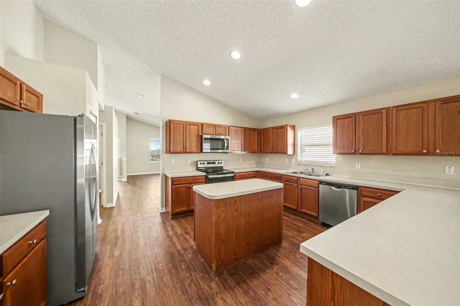 GROVELAND LEXINGTON VILLAGE PH 02 - Residential