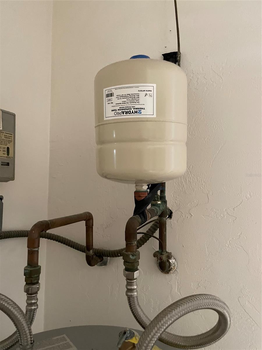 Florida Shores 01 - Residential