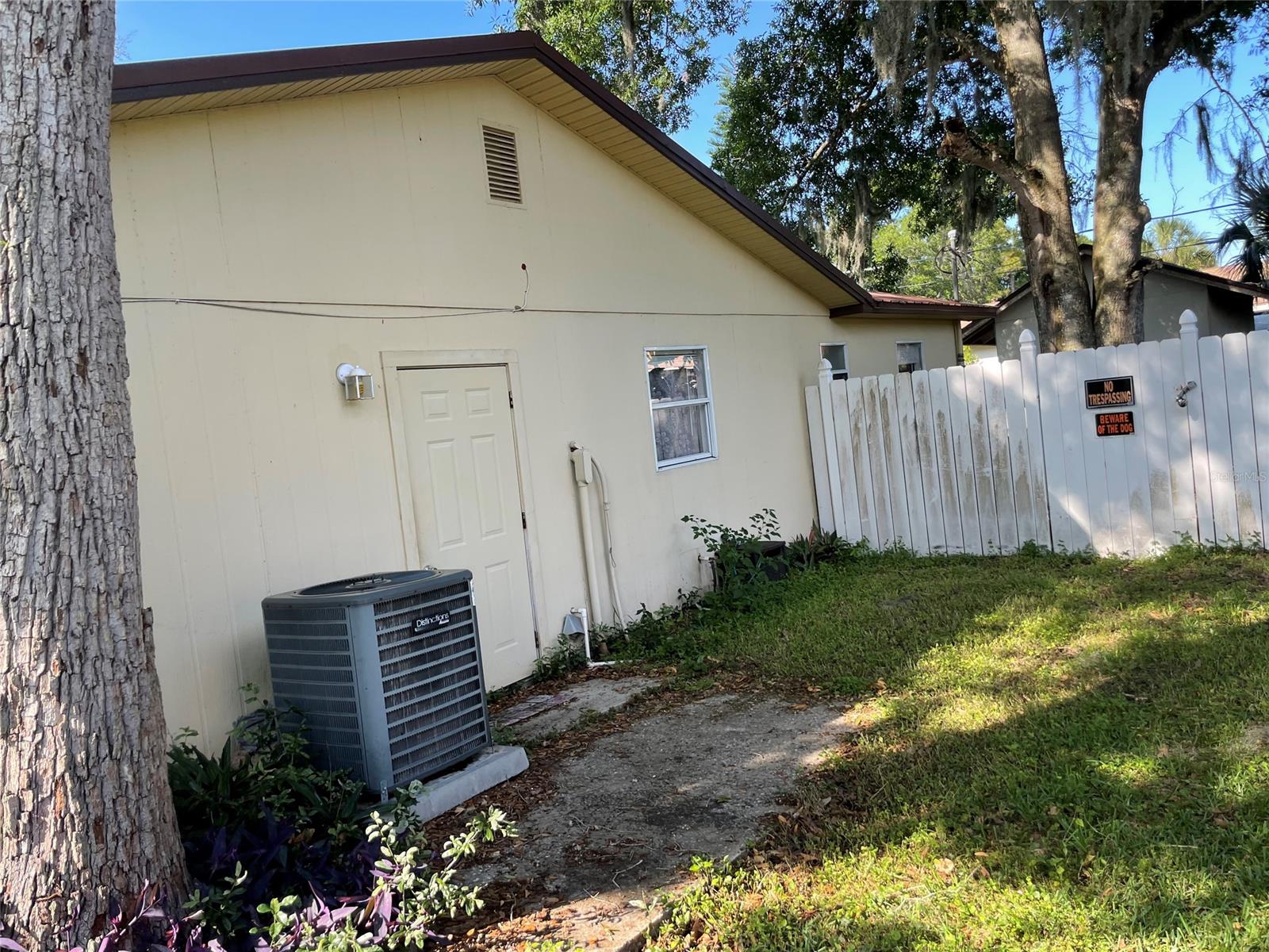 Florida Shores 01 - Residential