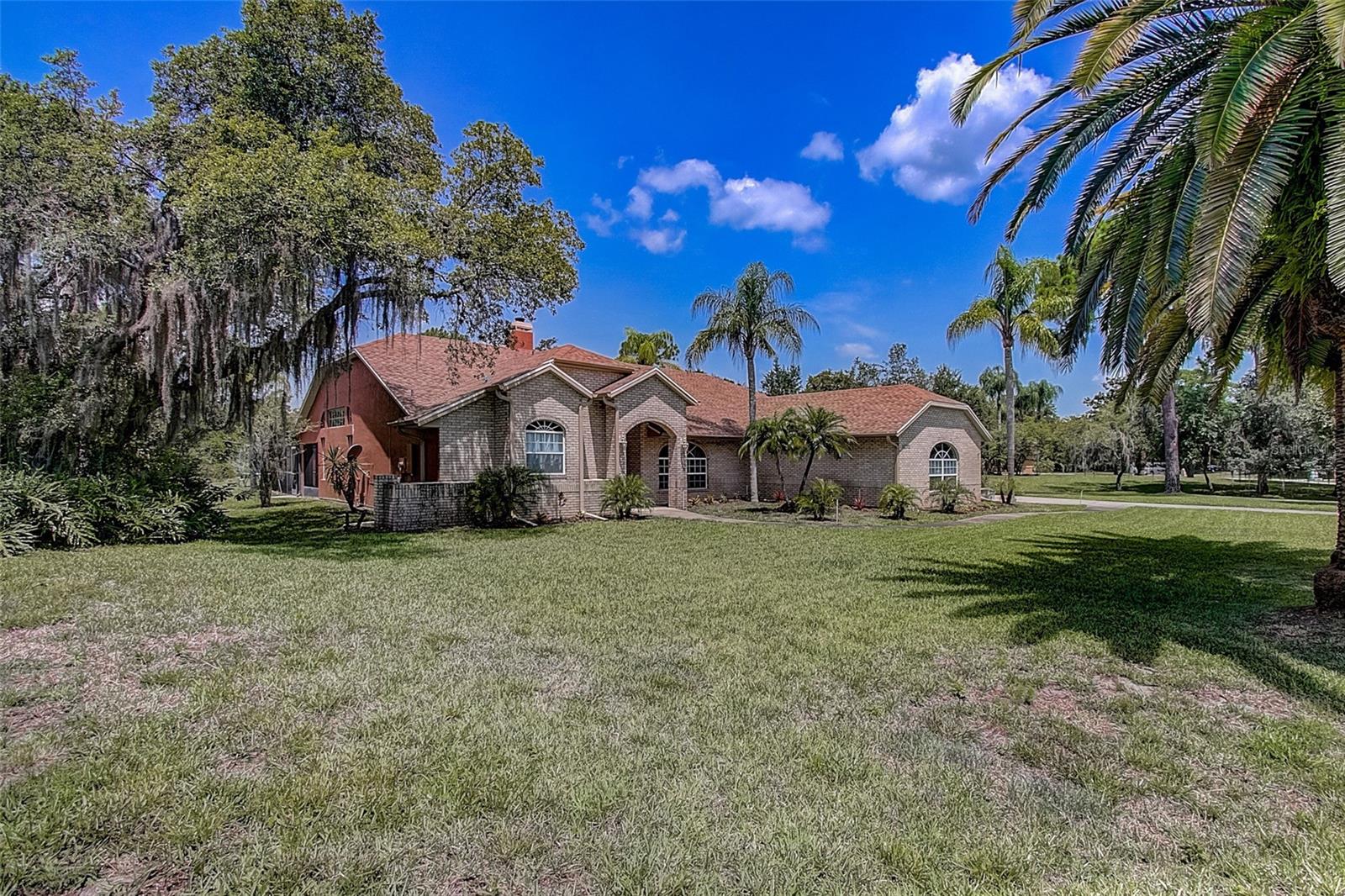 LIVE OAK ESTATES - Residential