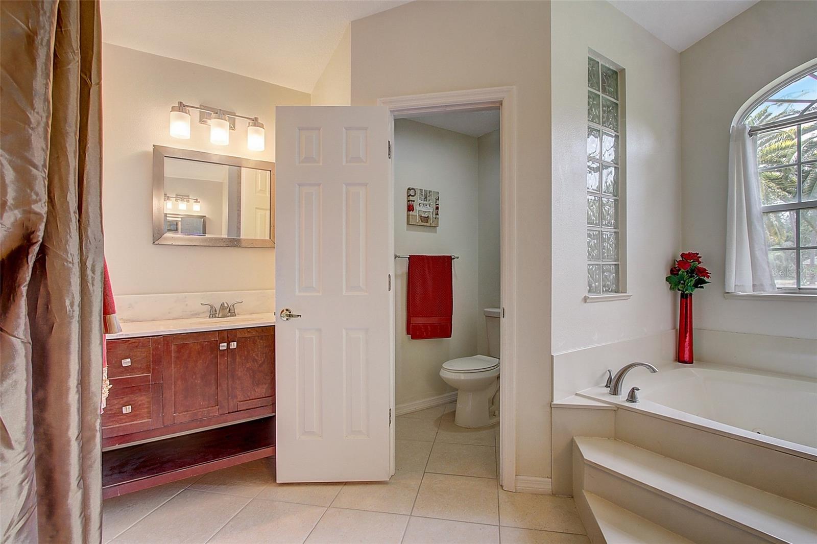 LIVE OAK ESTATES - Residential