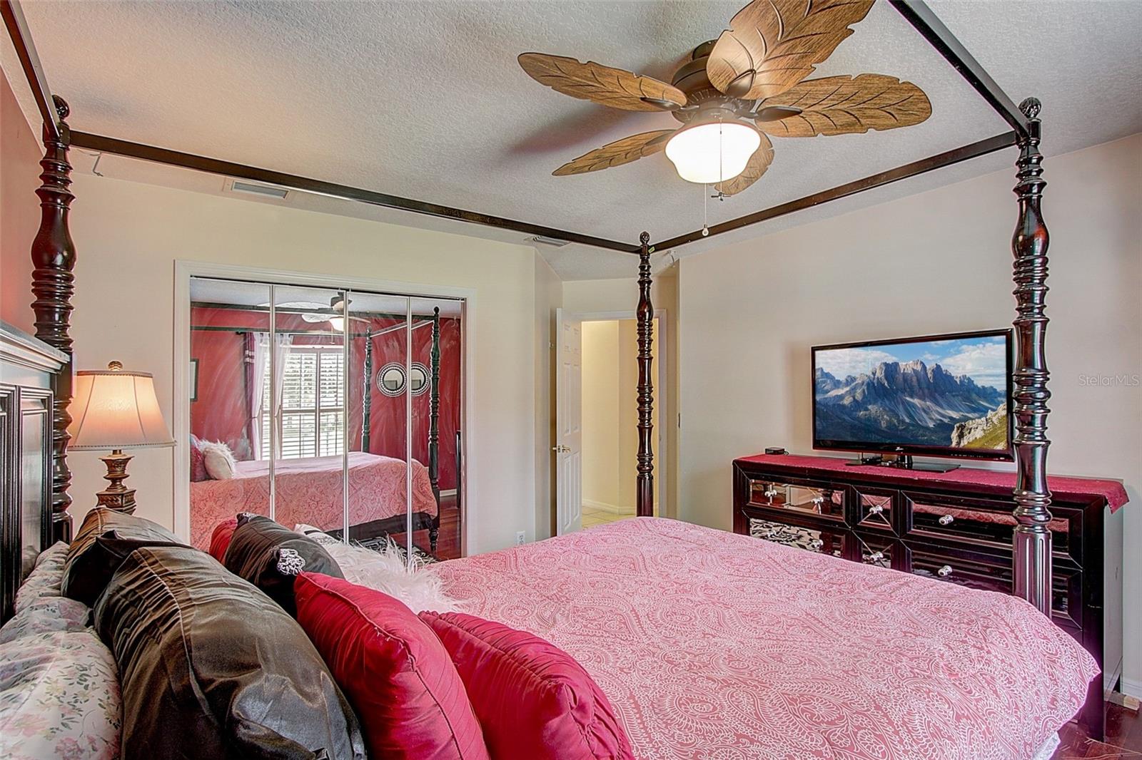 LIVE OAK ESTATES - Residential