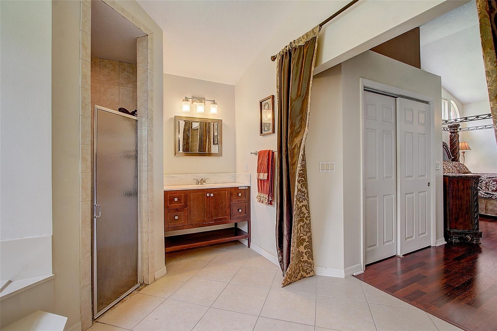 LIVE OAK ESTATES - Residential