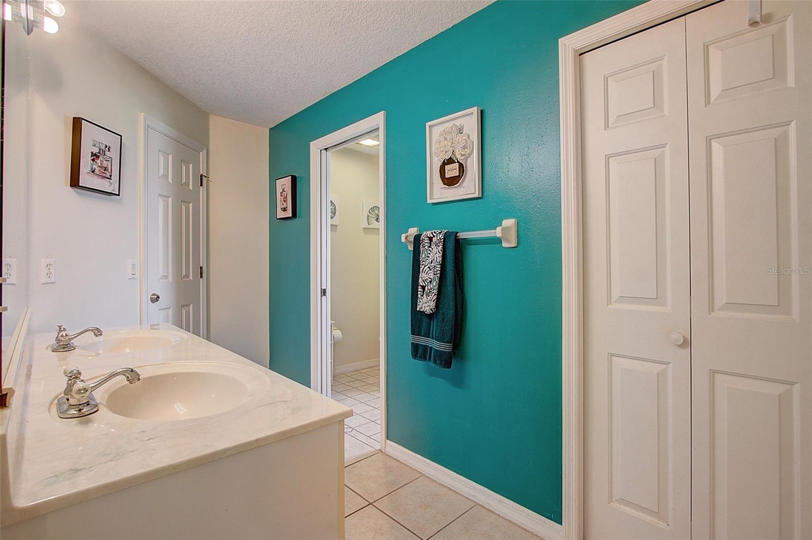 LIVE OAK ESTATES - Residential