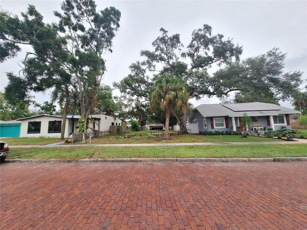 Photo of 3910 8th Street S, St Petersburg, FL 33705 (MLS # TB8554455)