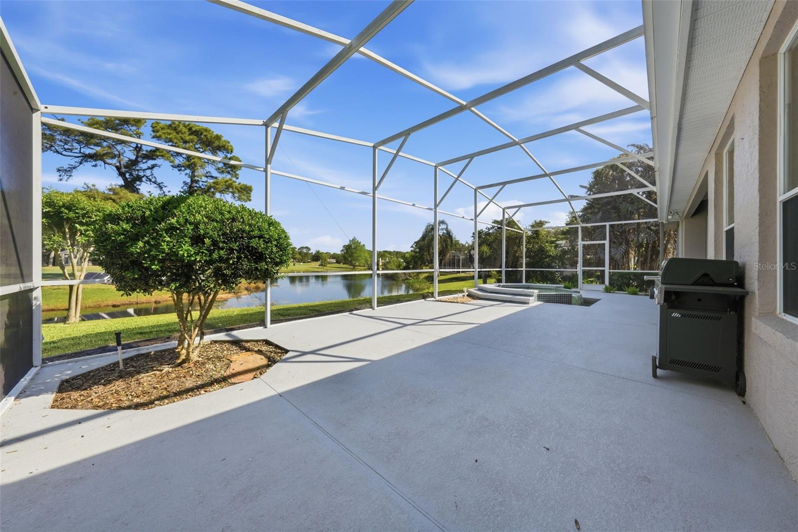 MOUNT DORA COUNTRY CLUB MOUNT DORA UNIT 01 - Residential