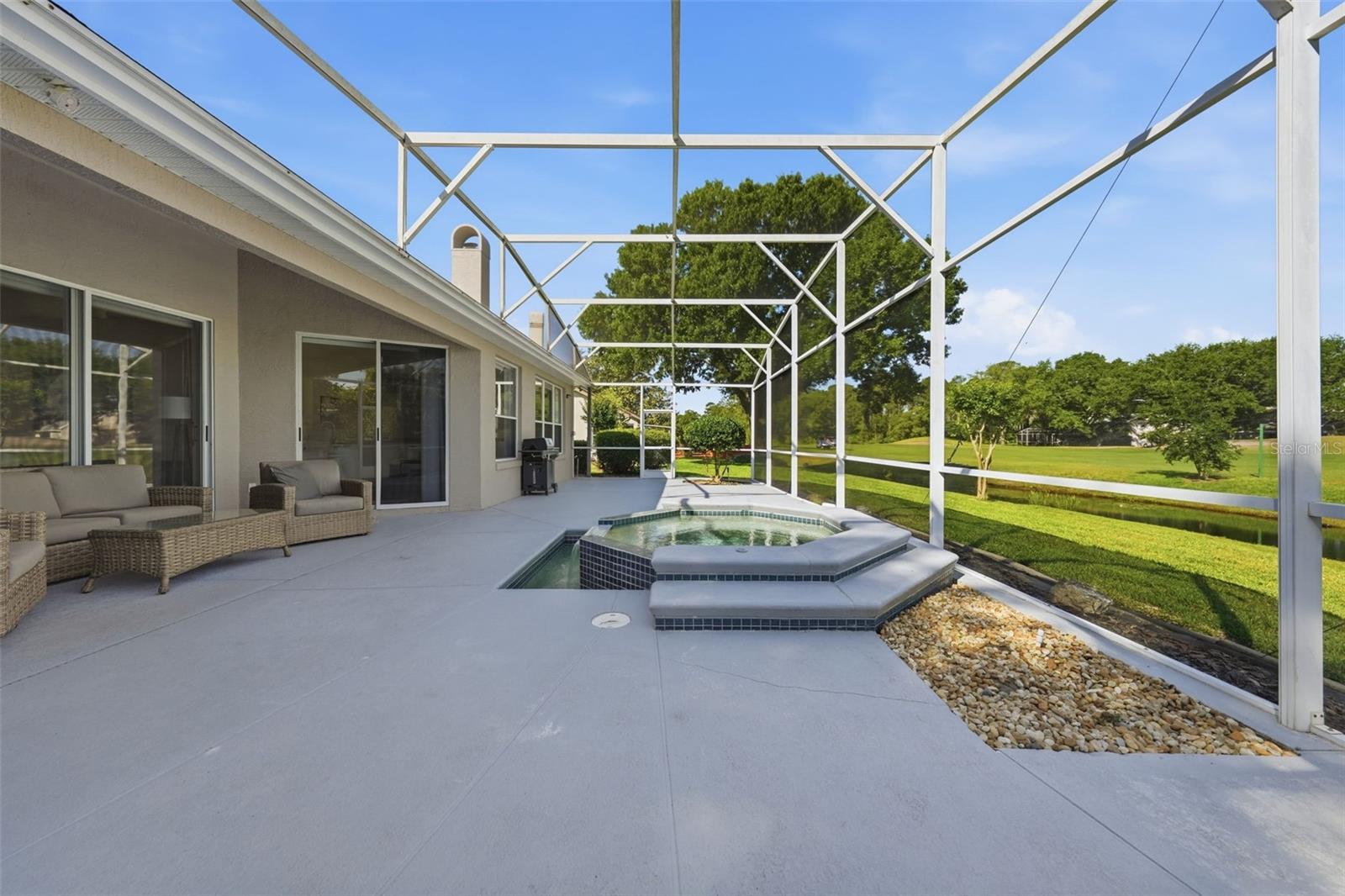 MOUNT DORA COUNTRY CLUB MOUNT DORA UNIT 01 - Residential