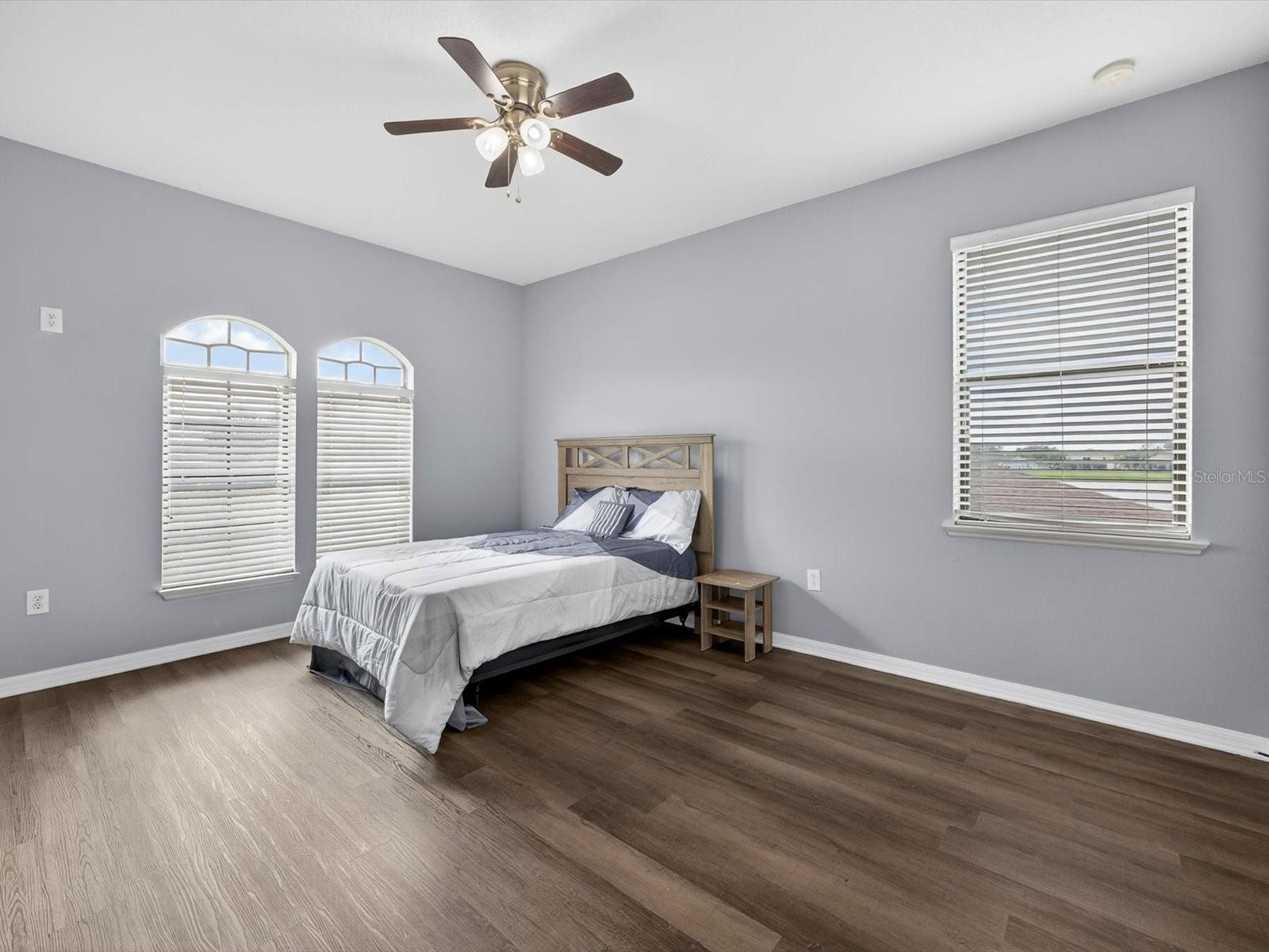 SHINGLE CREEK RESERVE AT THE OAKS PH 5 - Residential