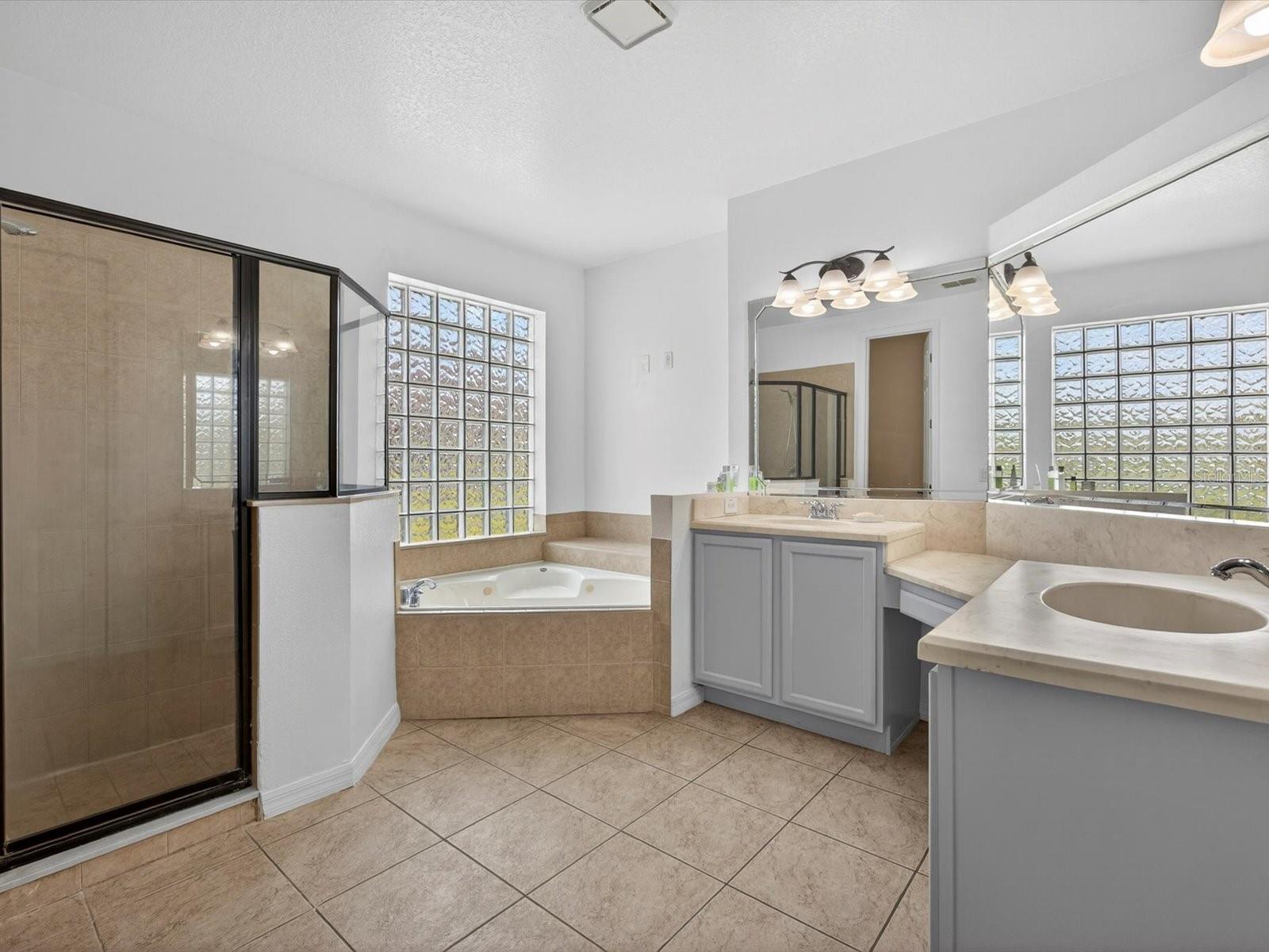 SHINGLE CREEK RESERVE AT THE OAKS PH 5 - Residential