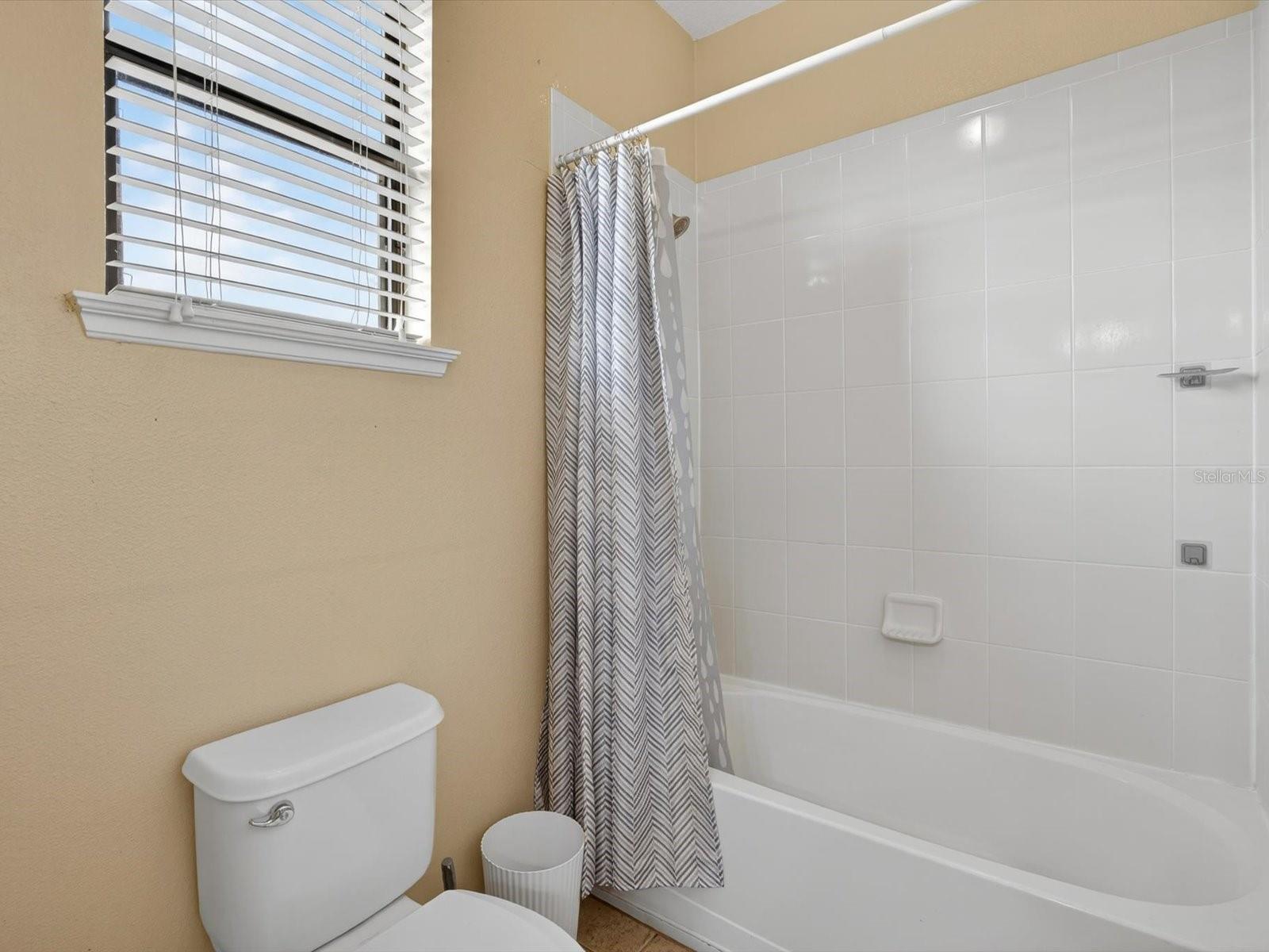 SHINGLE CREEK RESERVE AT THE OAKS PH 5 - Residential