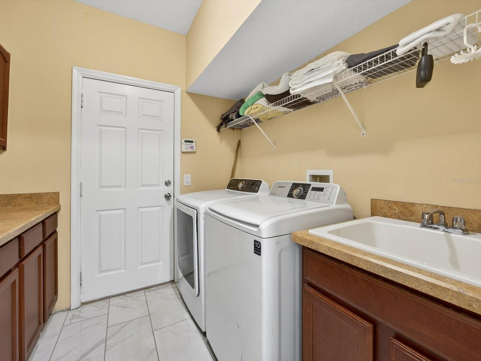 SHINGLE CREEK RESERVE AT THE OAKS PH 5 - Residential