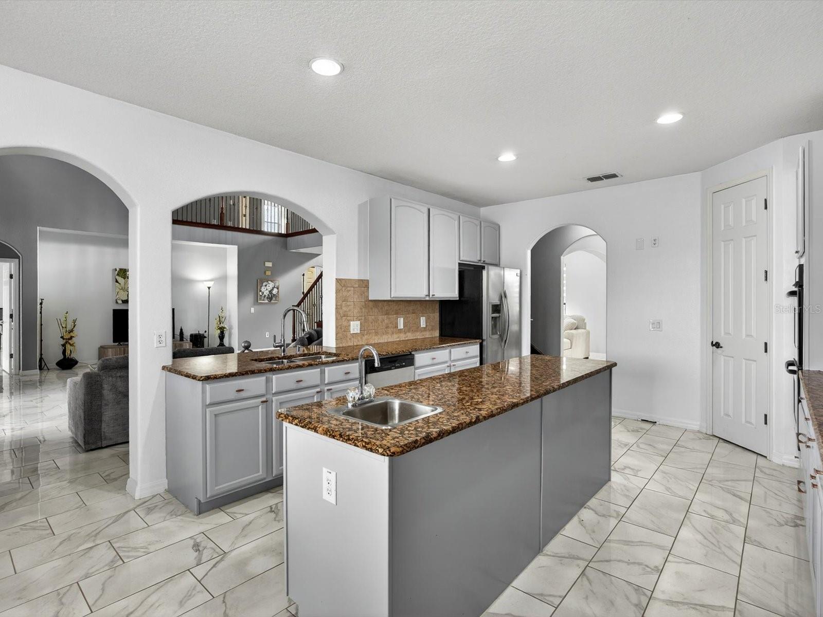 SHINGLE CREEK RESERVE AT THE OAKS PH 5 - Residential