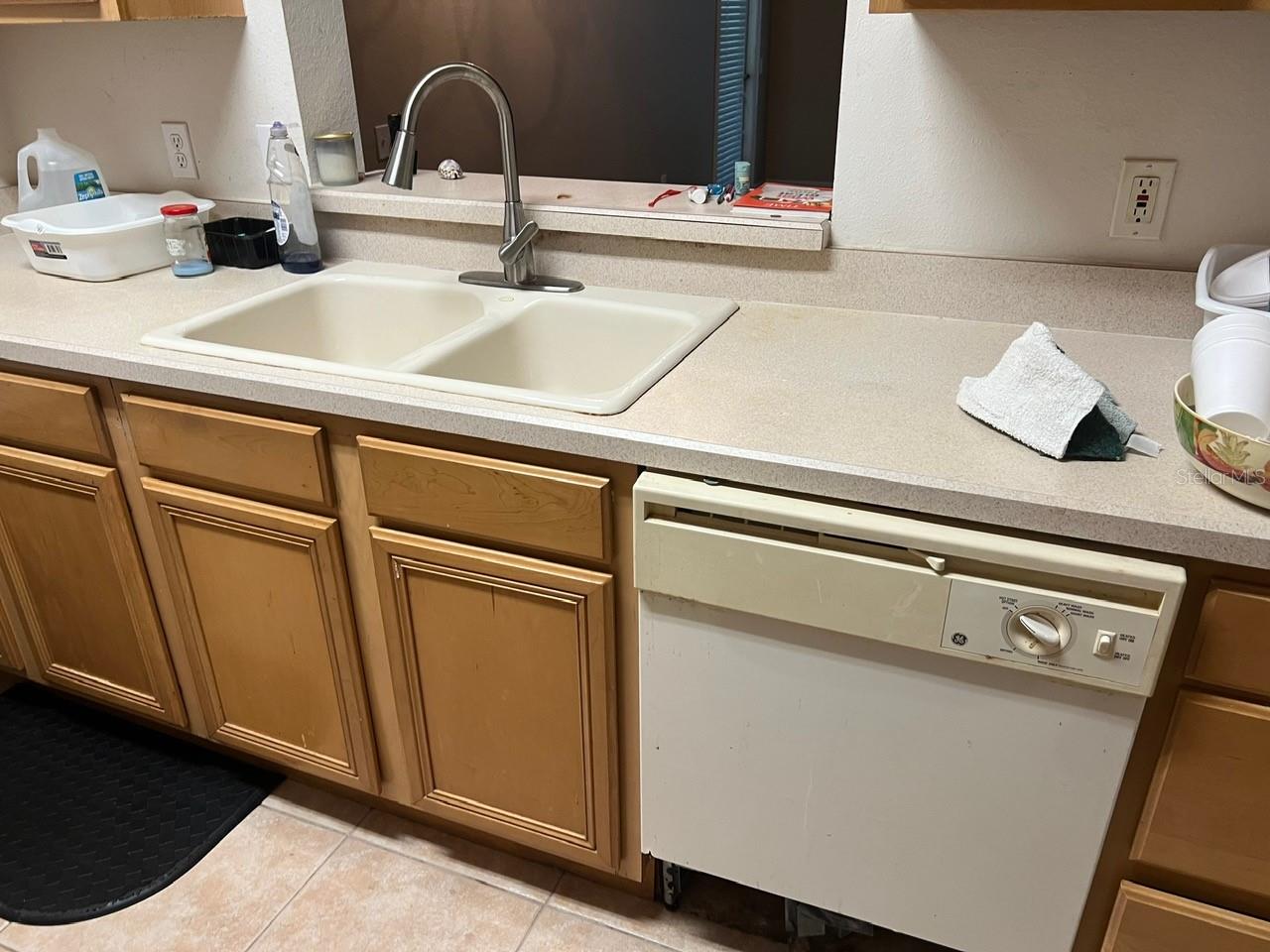 BRANTLEY TERRACE CONDO PH 1 THRU 7 - Residential