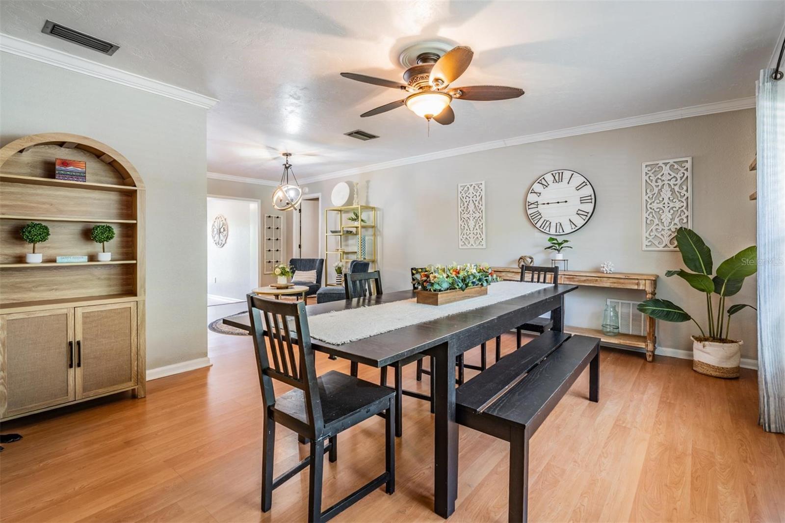 34 HICKORY LANE