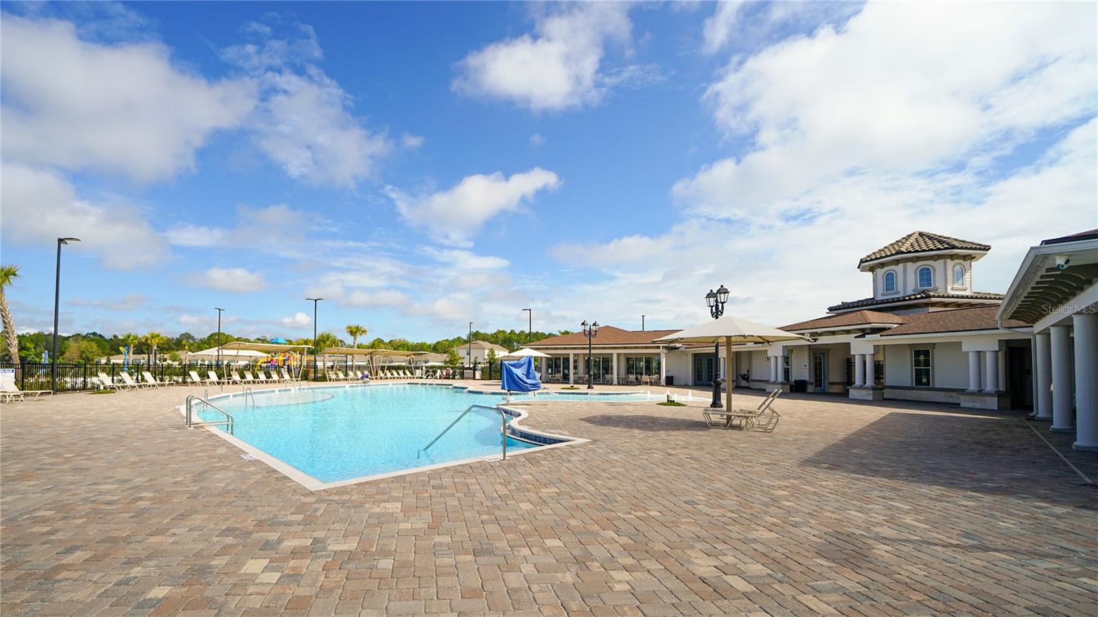 ENTRADA PH 2 UN 4 - Residential