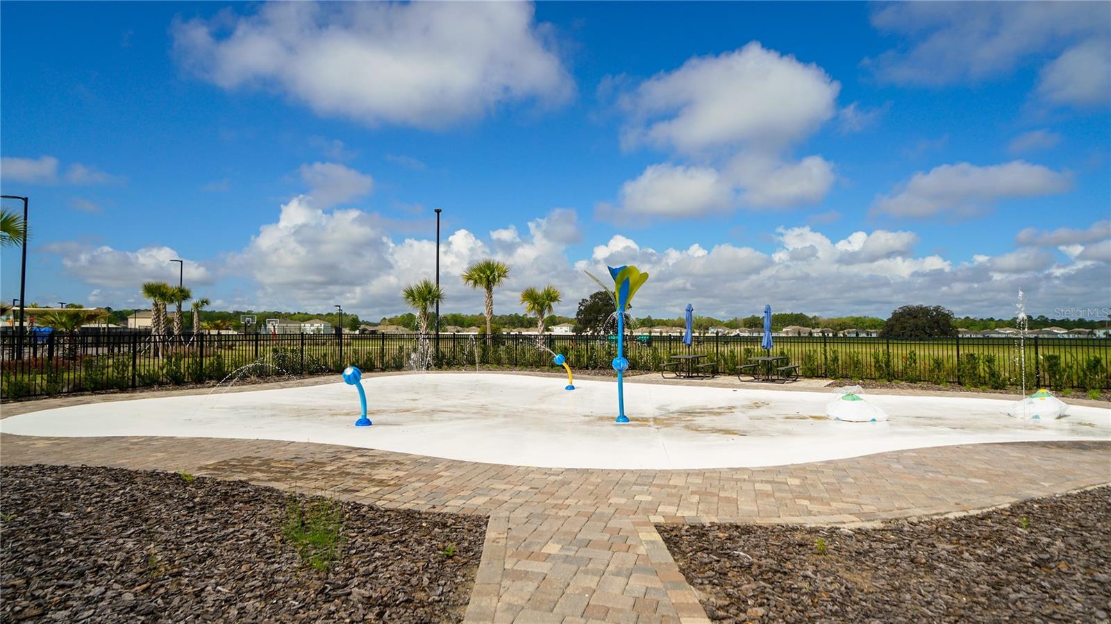 ENTRADA PH 2 UN 4 - Residential