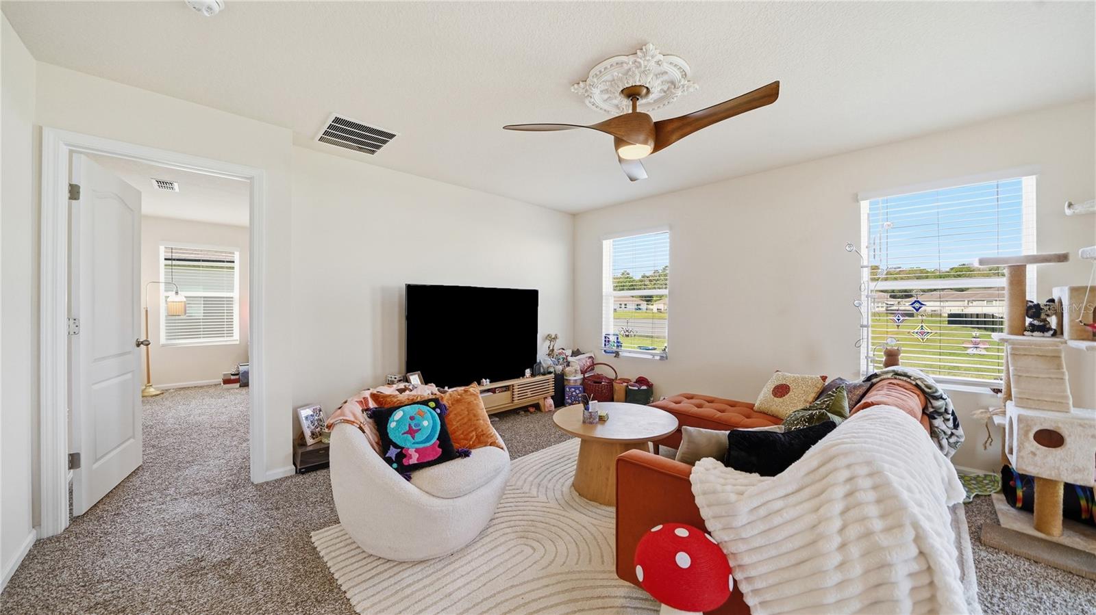 ENTRADA PH 2 UN 4 - Residential