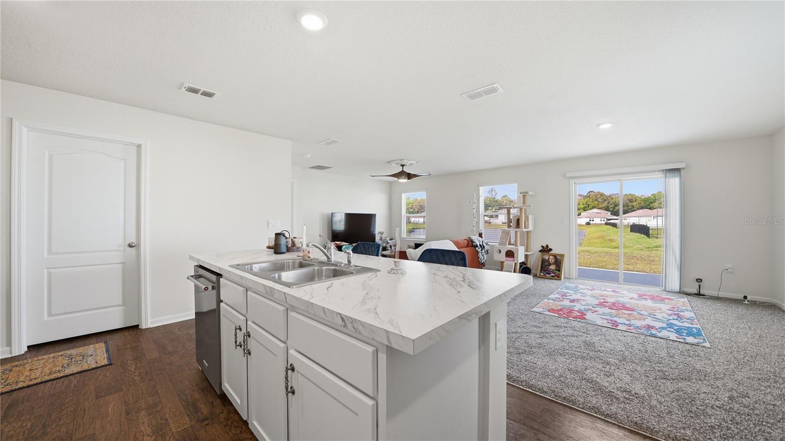 ENTRADA PH 2 UN 4 - Residential