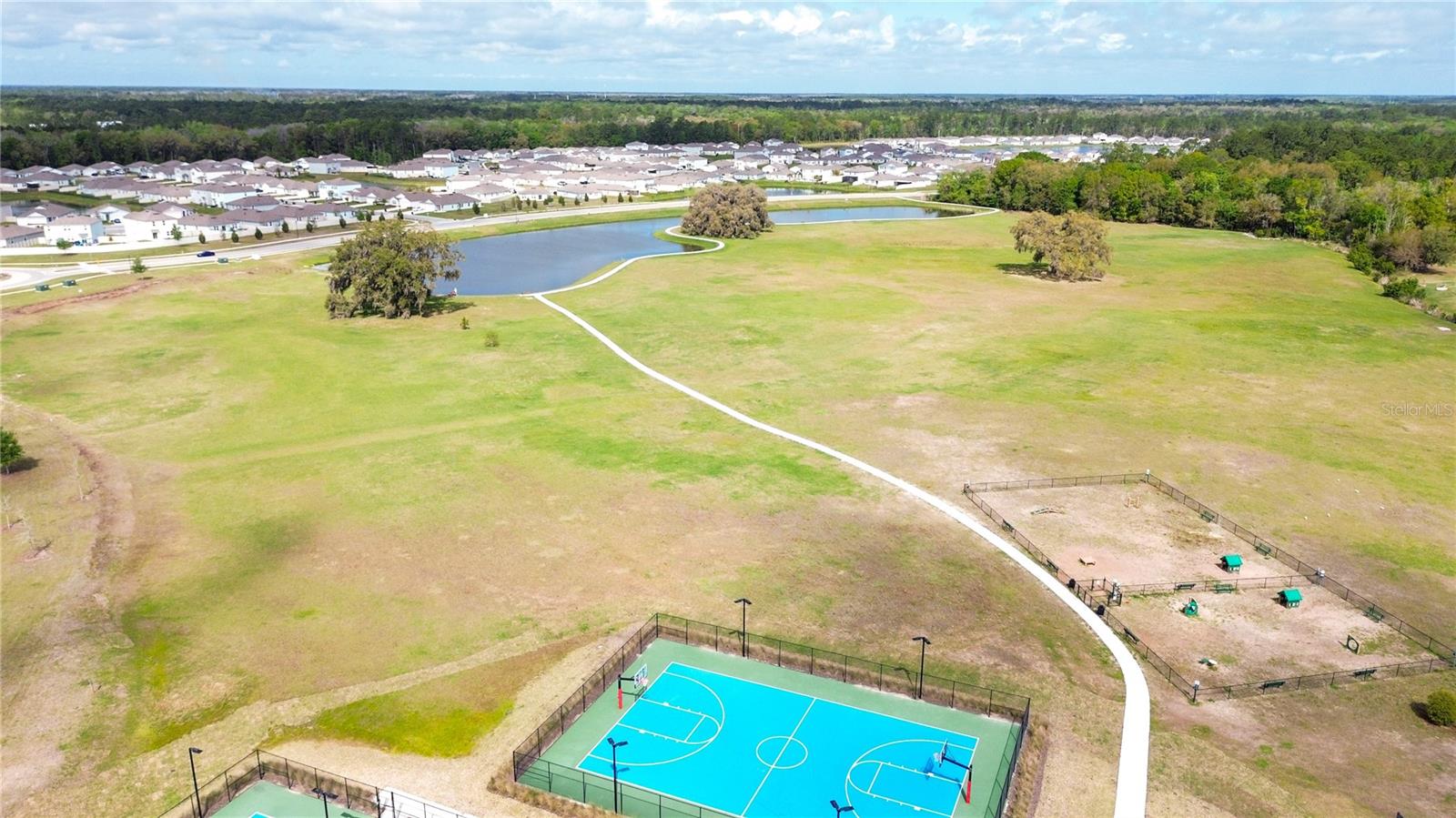 ENTRADA PH 2 UN 4 - Residential