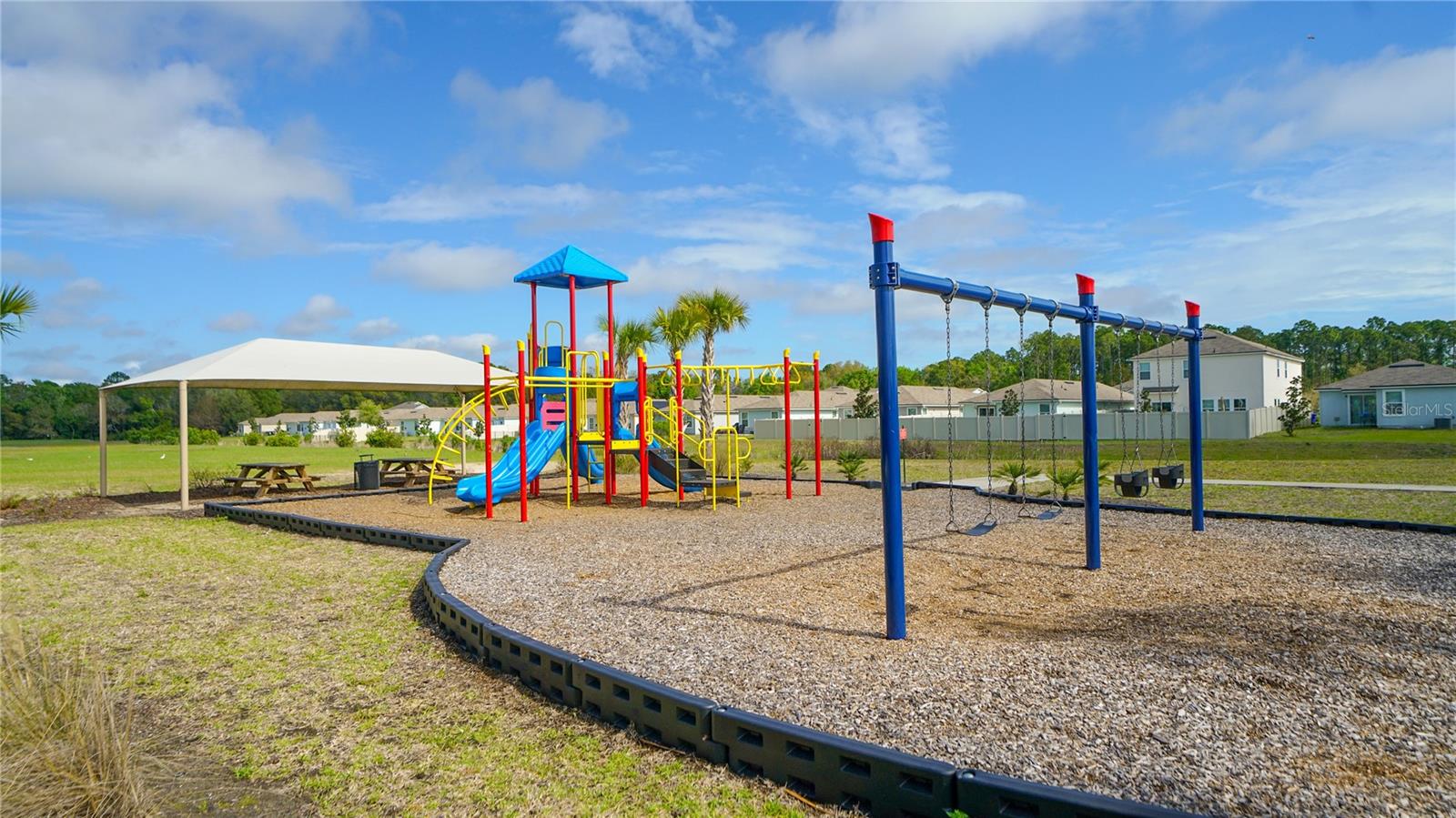 ENTRADA PH 2 UN 4 - Residential