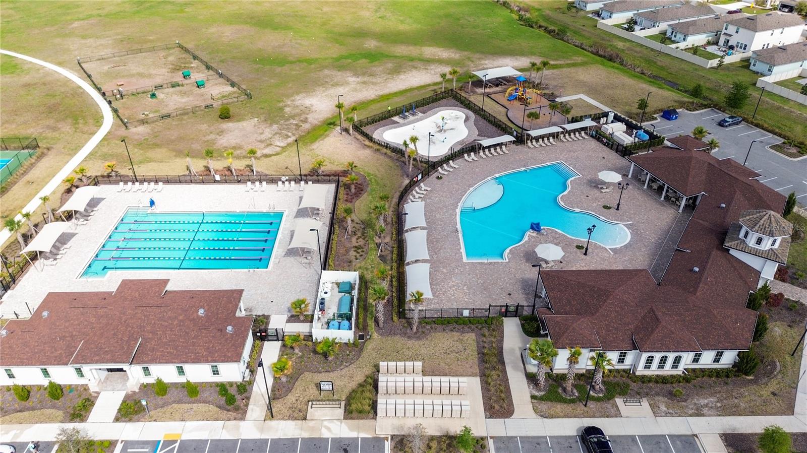 ENTRADA PH 2 UN 4 - Residential