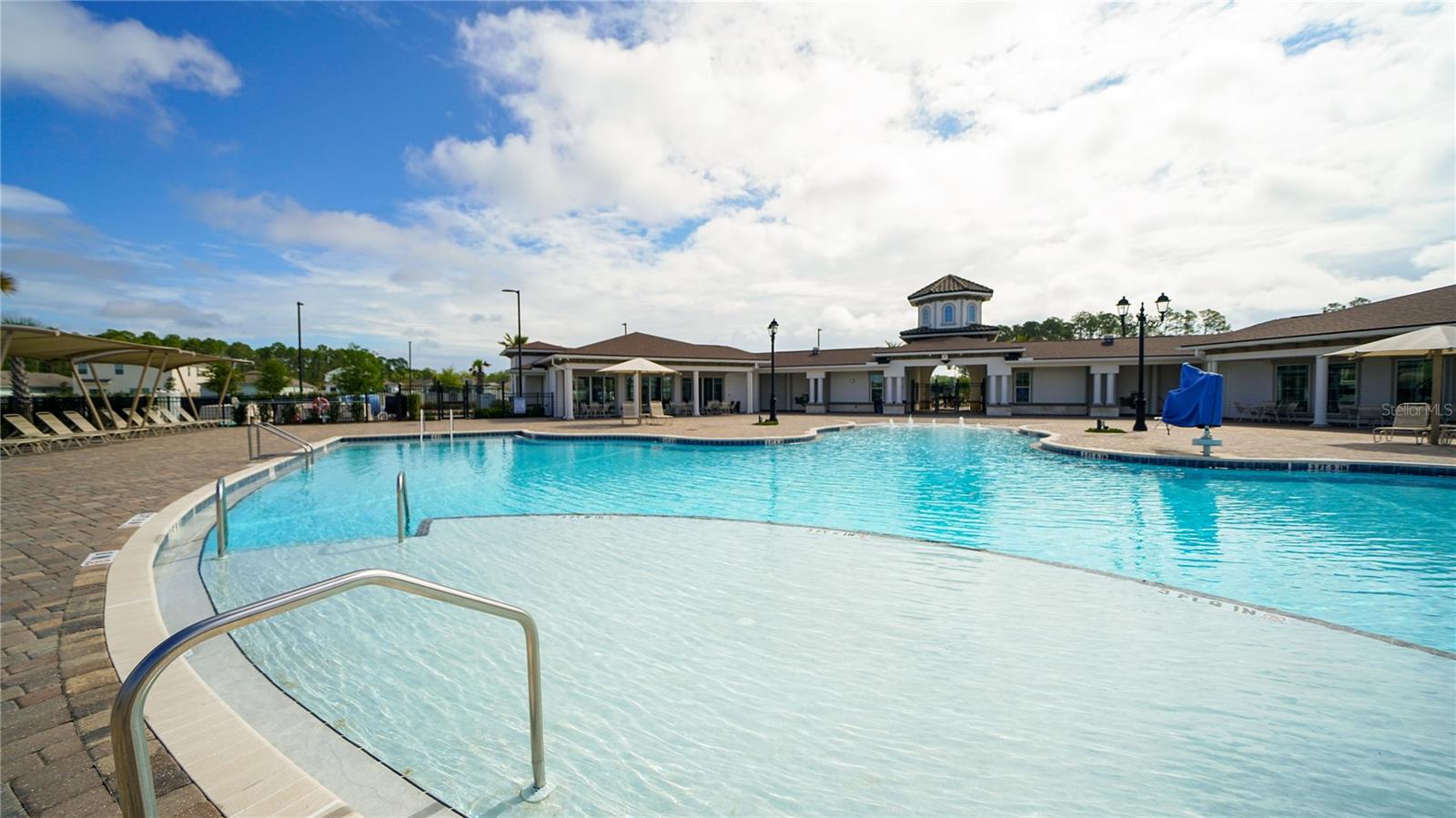 ENTRADA PH 2 UN 4 - Residential