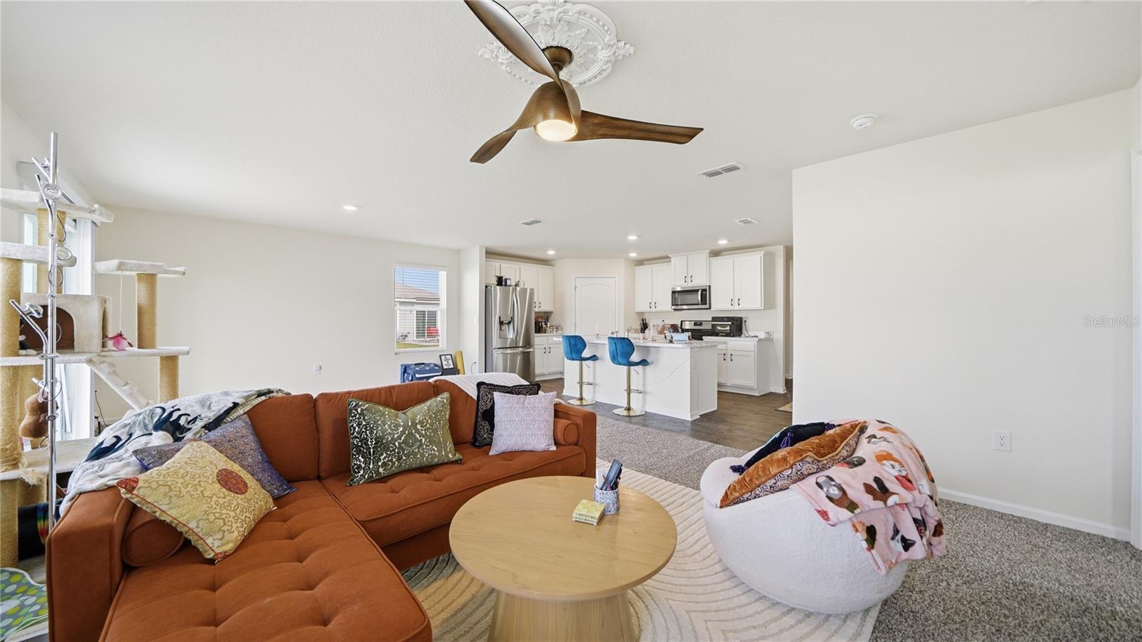 ENTRADA PH 2 UN 4 - Residential