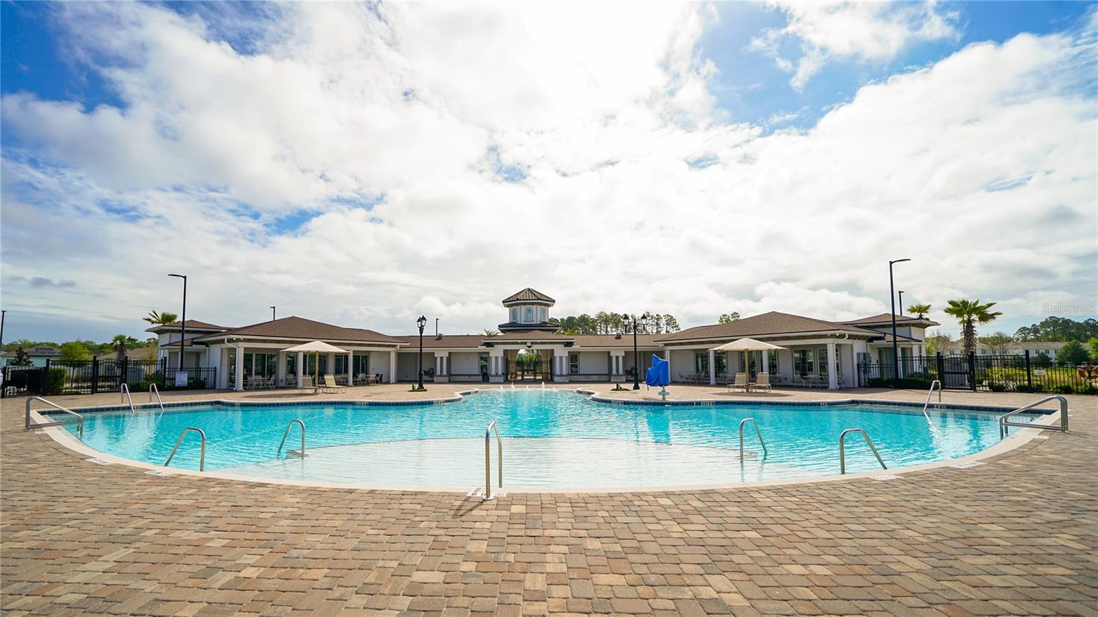 ENTRADA PH 2 UN 4 - Residential