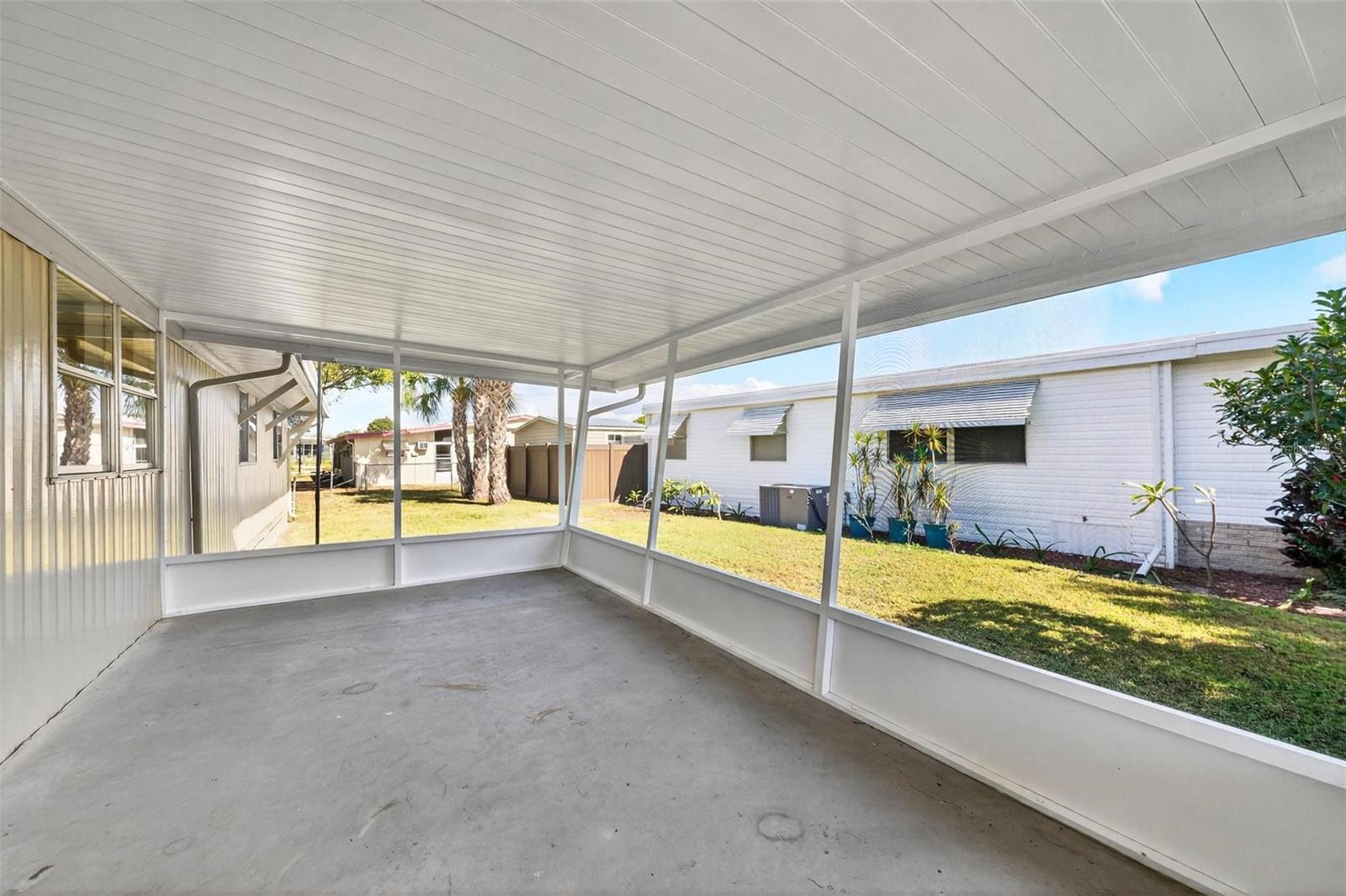 TAVARES LAKE FRANCES ESTATES - Residential