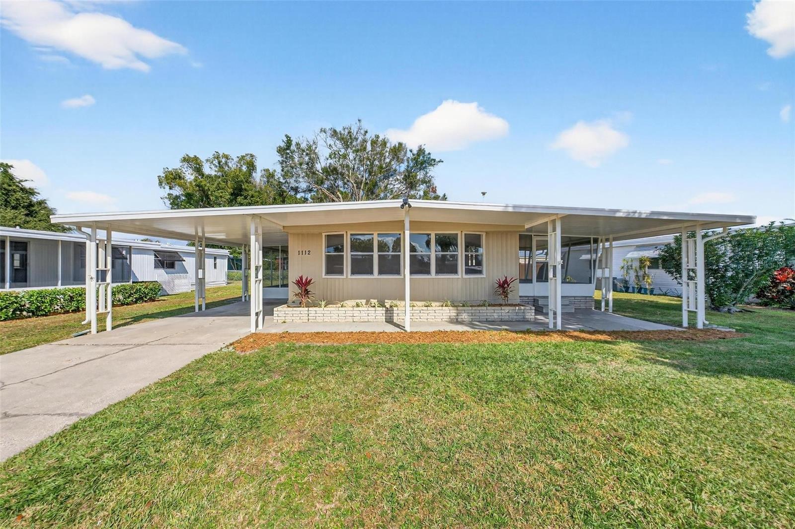 TAVARES LAKE FRANCES ESTATES - Residential