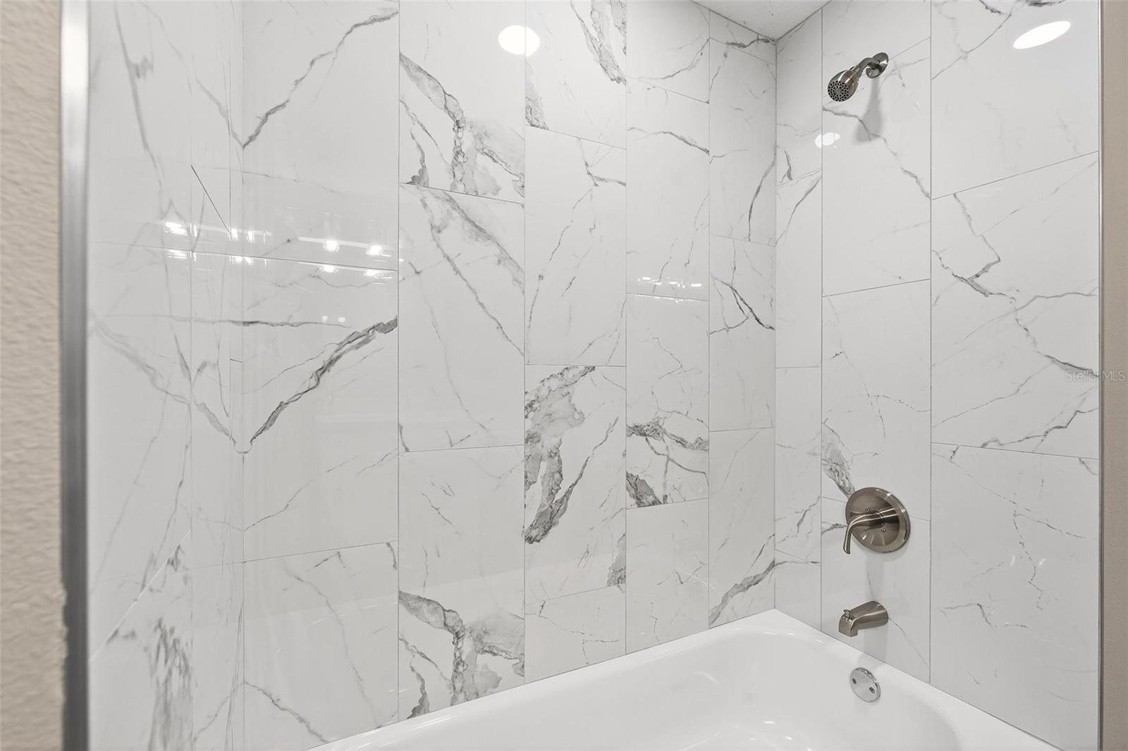 TAVARES LAKE FRANCES ESTATES - Residential