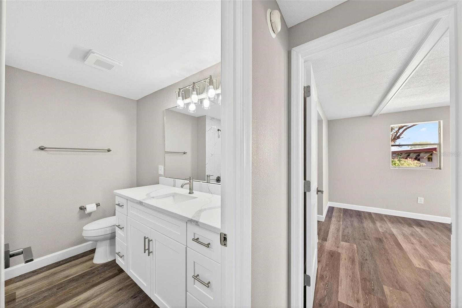 TAVARES LAKE FRANCES ESTATES - Residential