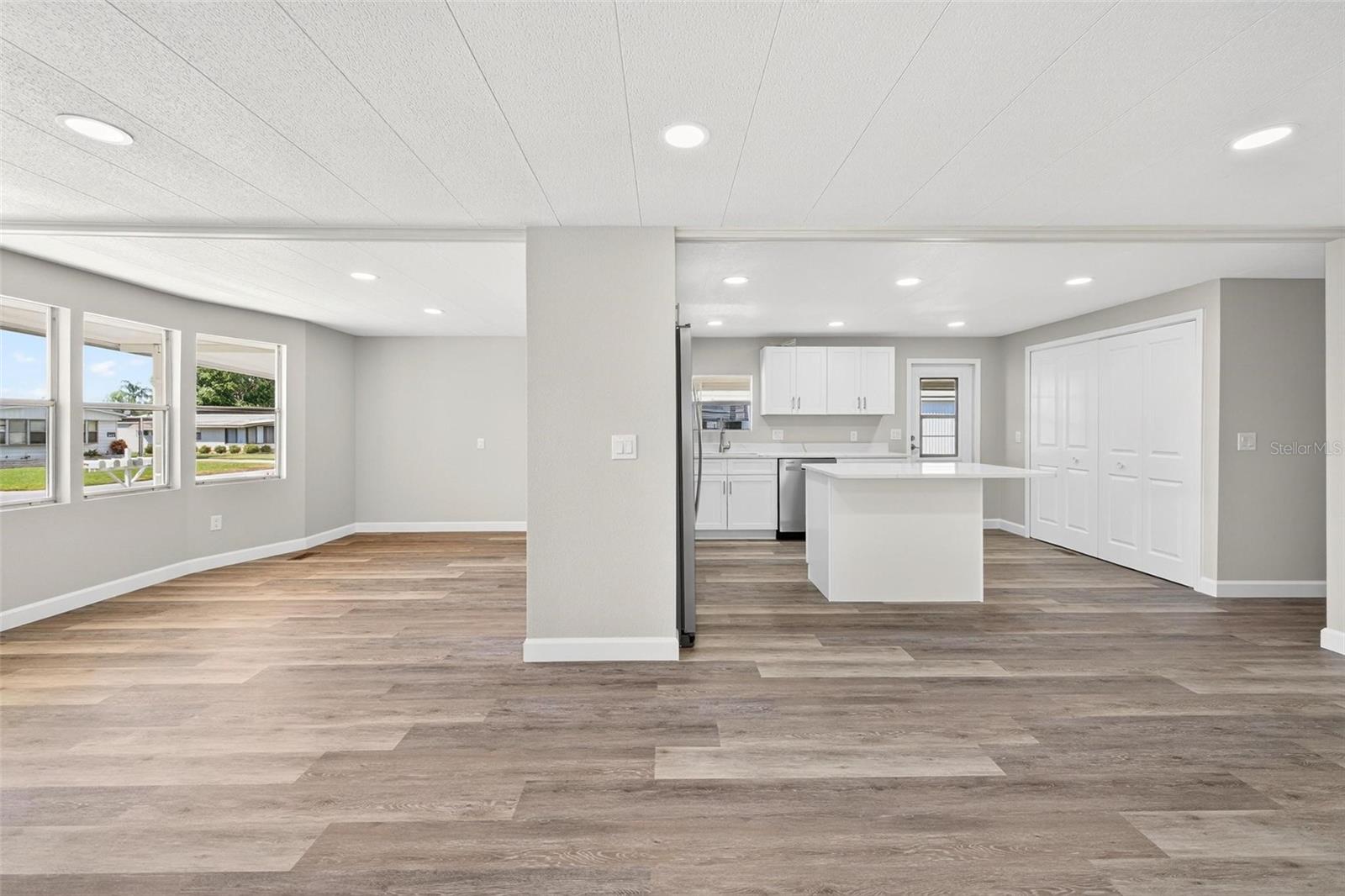 TAVARES LAKE FRANCES ESTATES - Residential