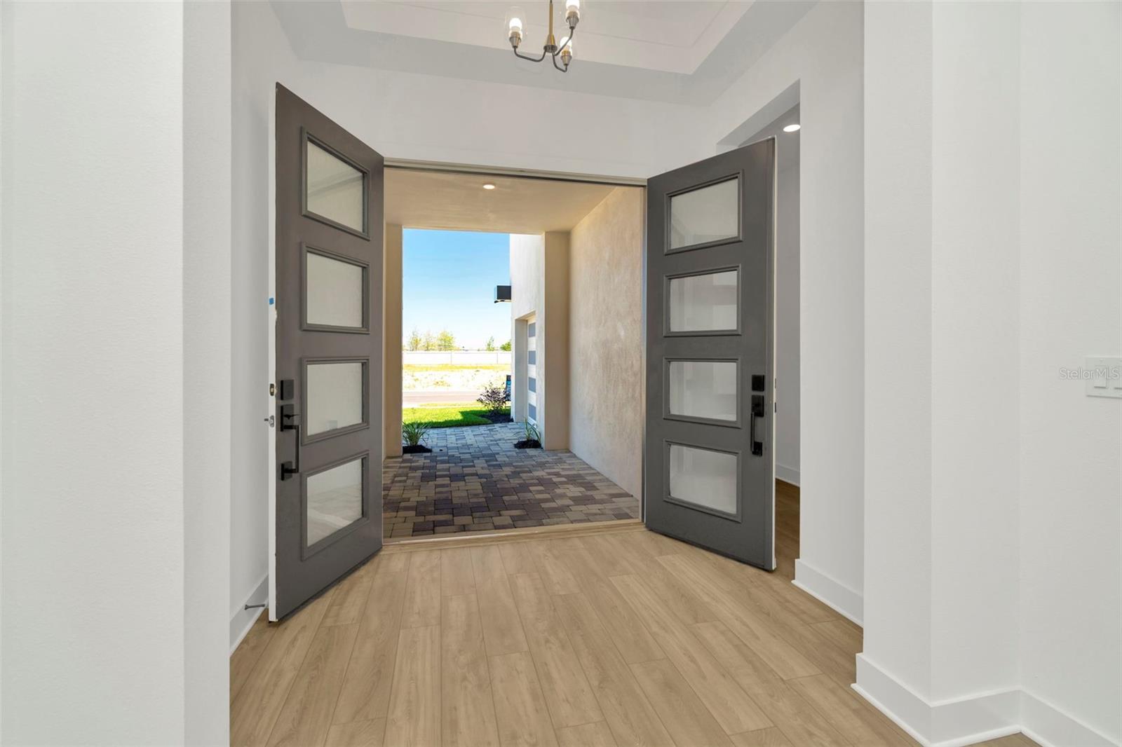 8421 GOLDEN BEACH COURT