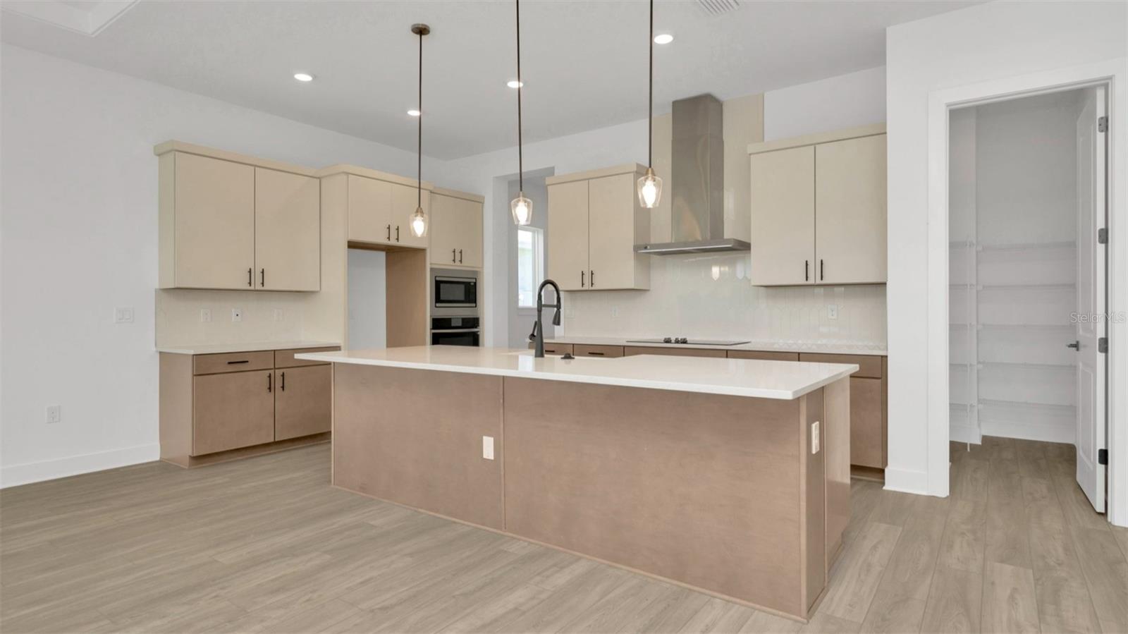 8421 GOLDEN BEACH COURT