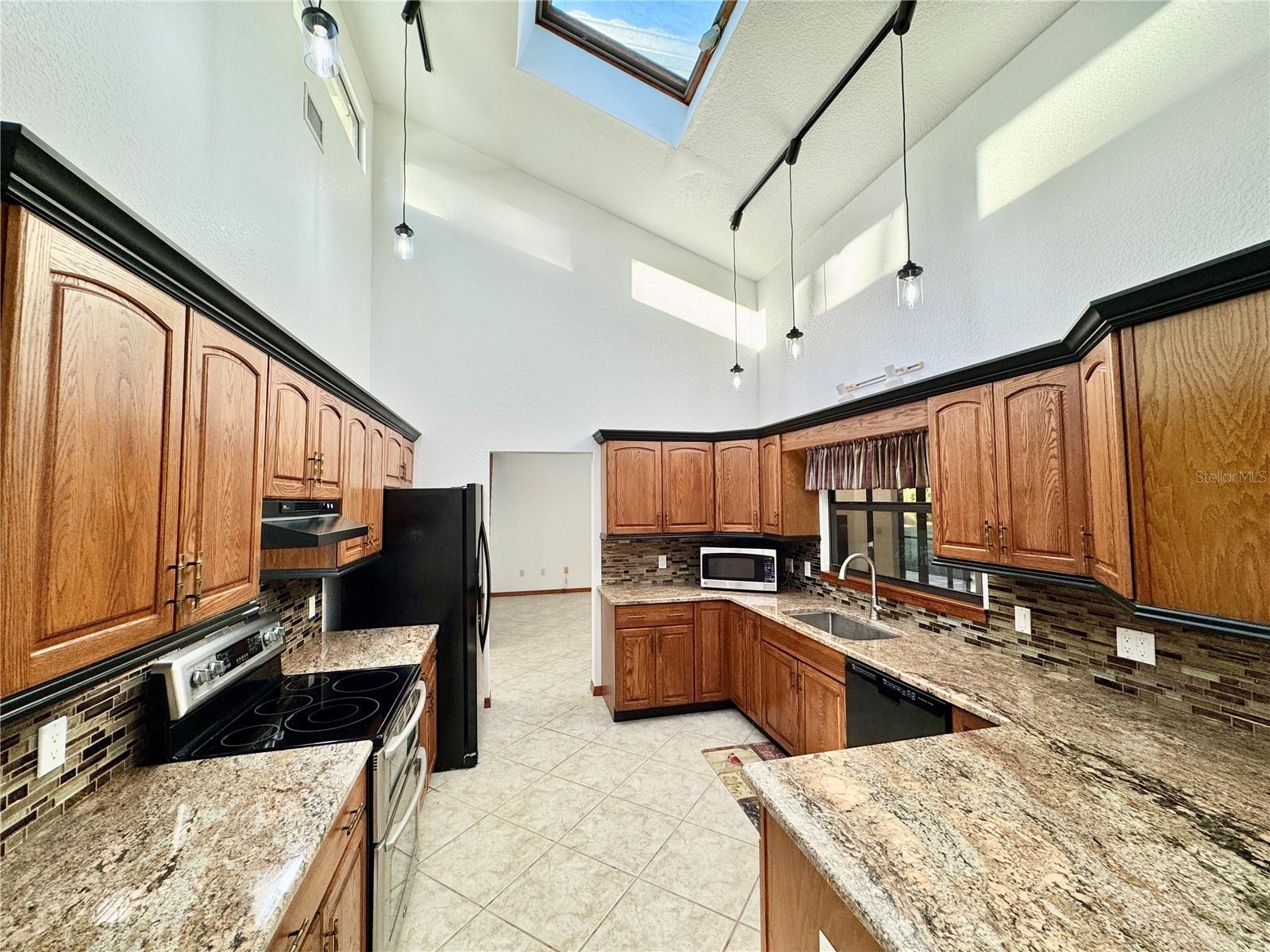 NORTH PORT CHARLOTTE ESTATES - Residential