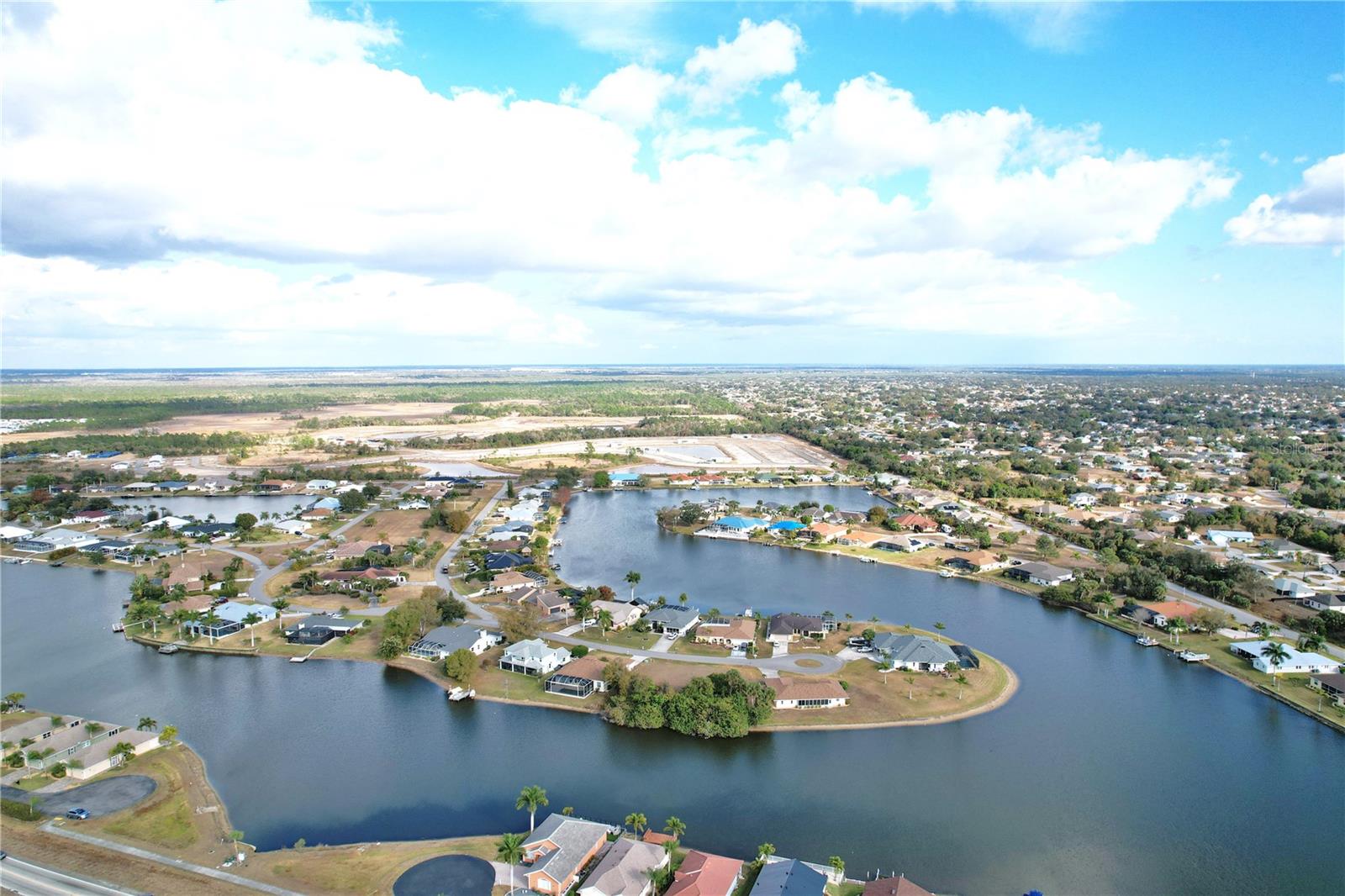 LAKE SUZY VILLAS - Residential