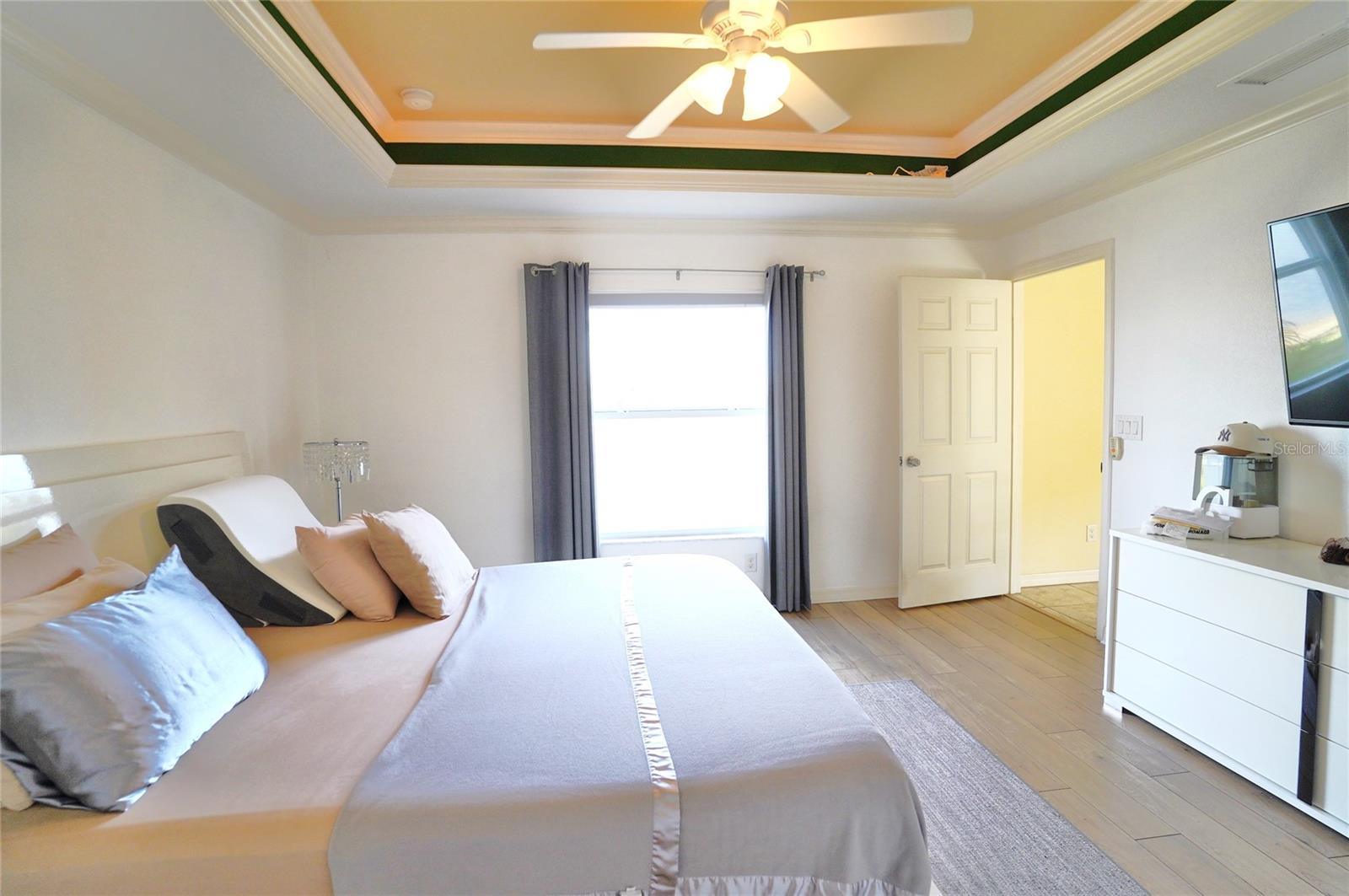 LAKE SUZY VILLAS - Residential