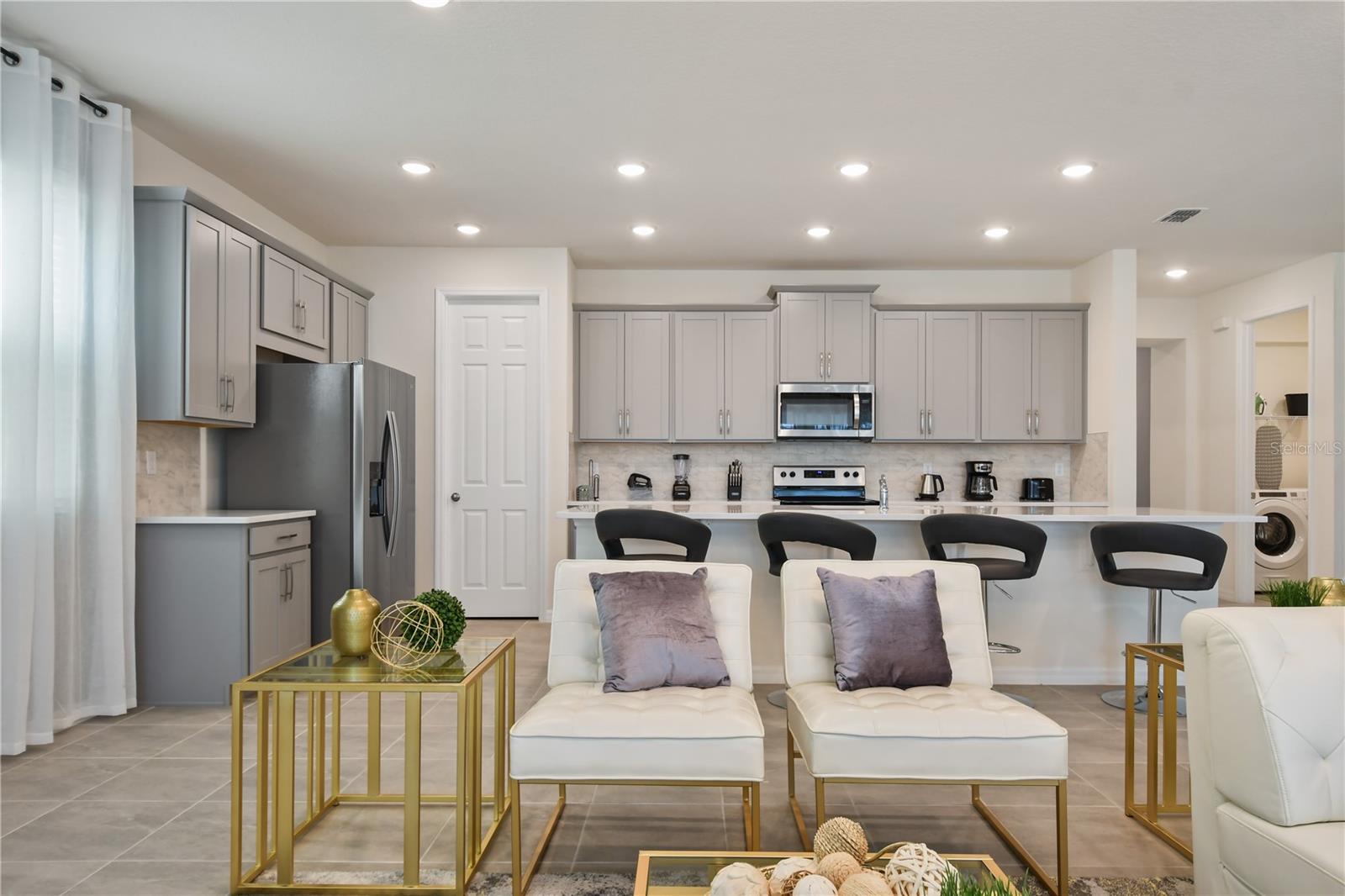 8944 COCONUT BREEZE DRIVE