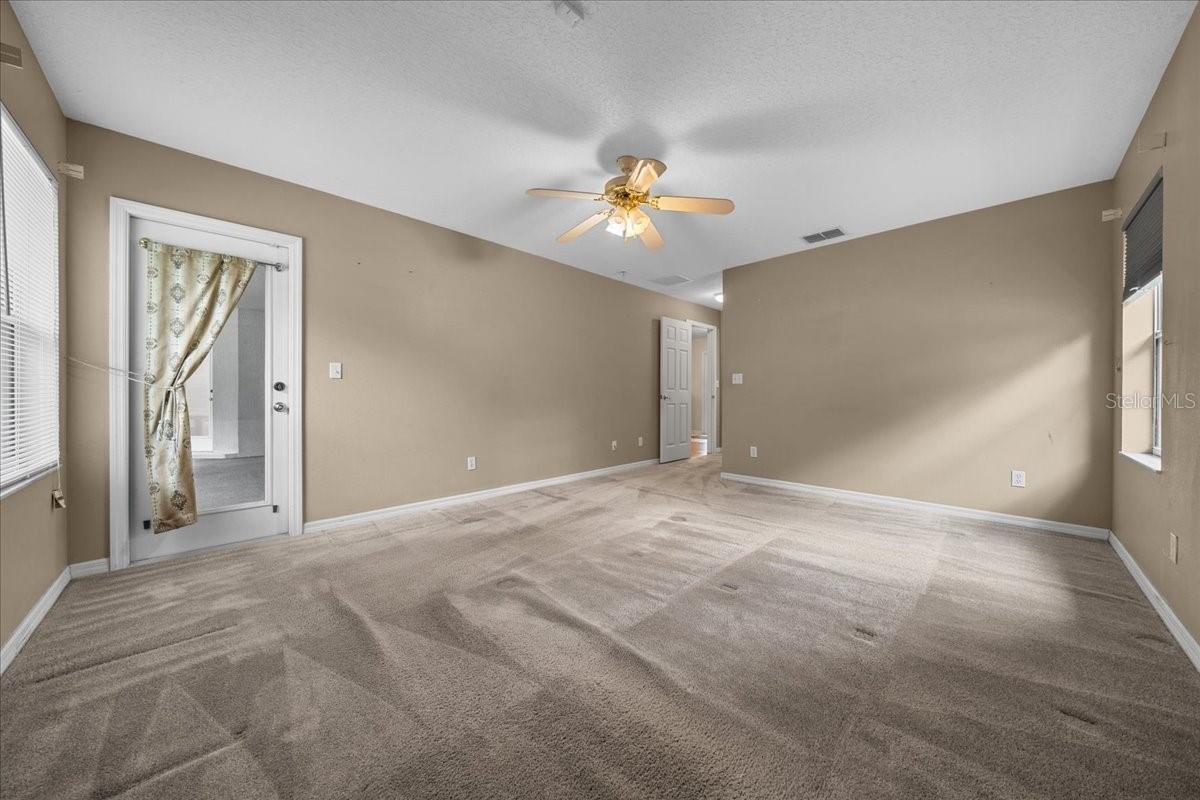 UNR - Residential