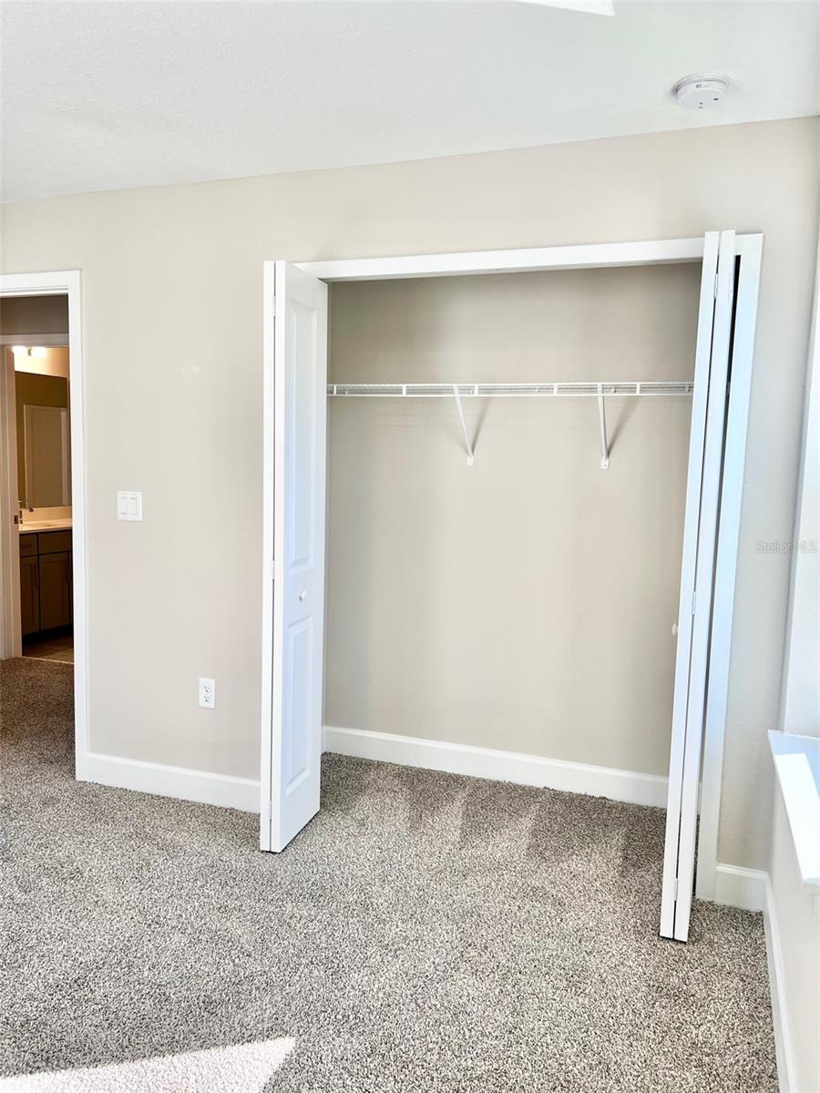 TOWNHOMES AT RIVERS EDGE - Residential Lease