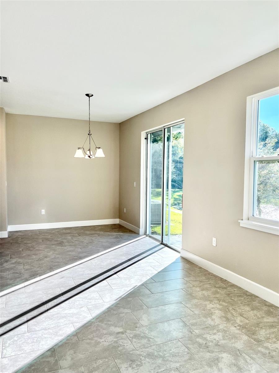 TOWNHOMES AT RIVERS EDGE - Residential Lease